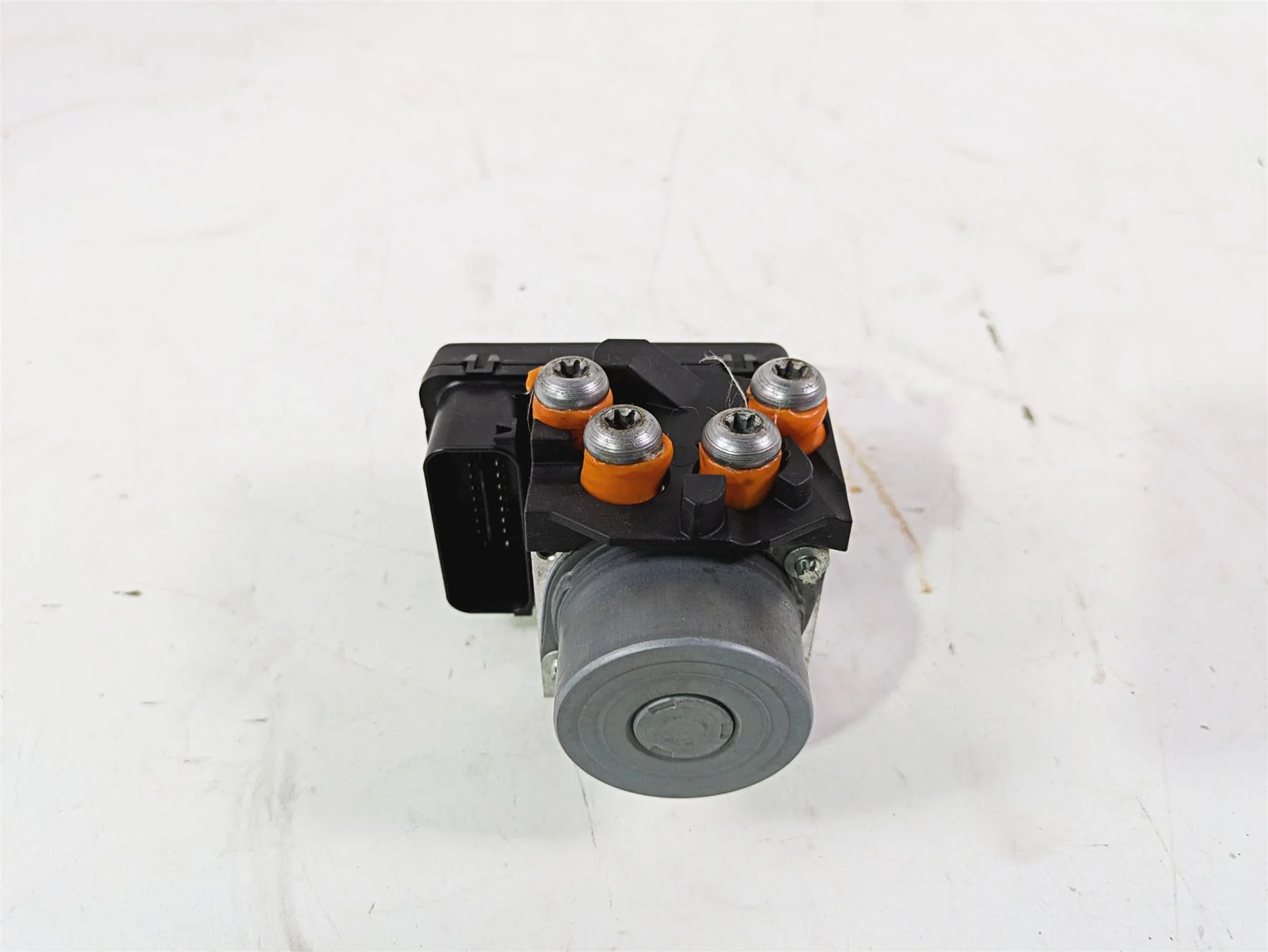 2017 BMW F800GS Adv K75 Abs Brake Pump Pressure Module 34518546851 - Image 3