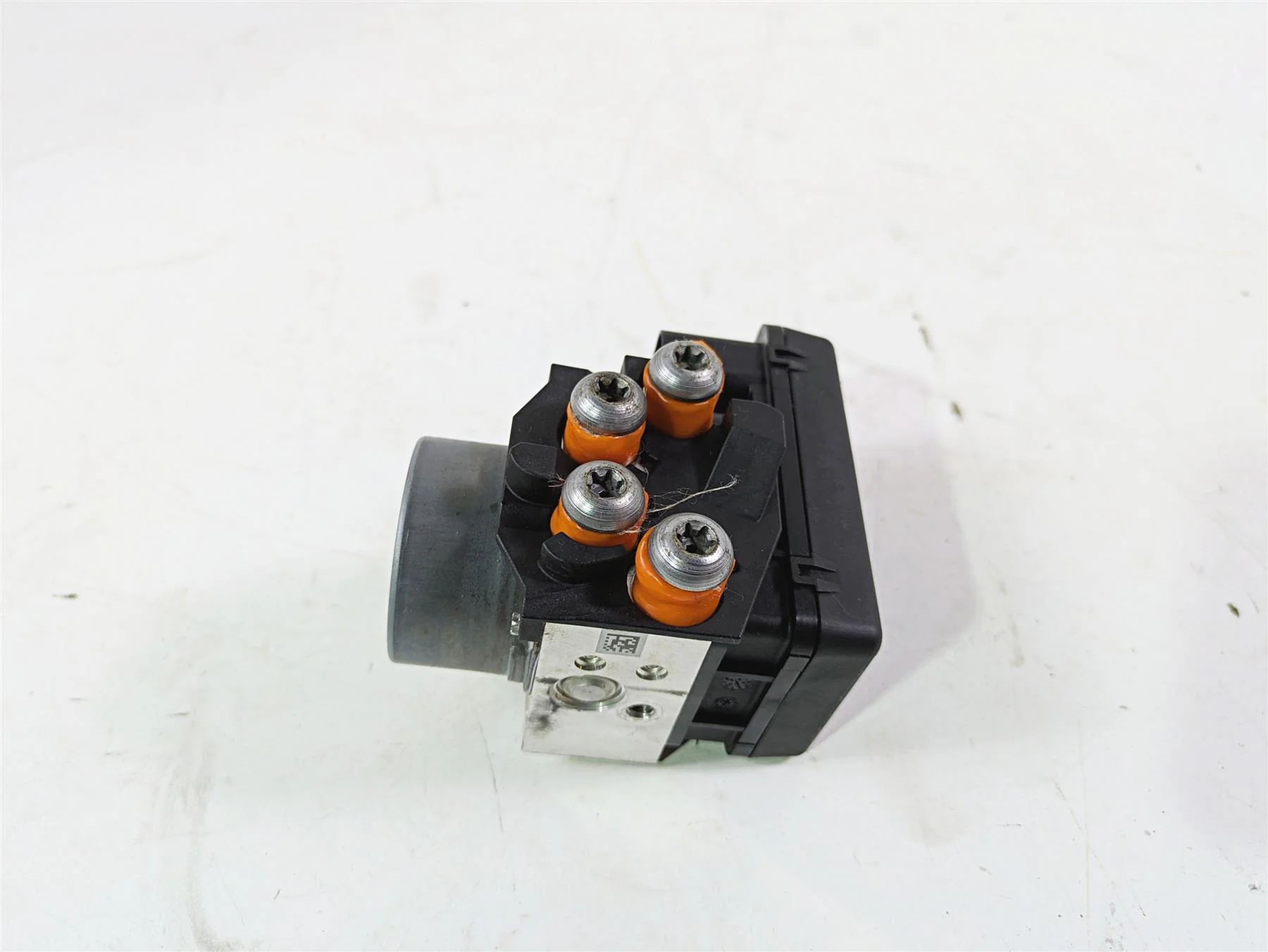 2017 BMW F800GS Adv K75 Abs Brake Pump Pressure Module 34518546851 - Image 4