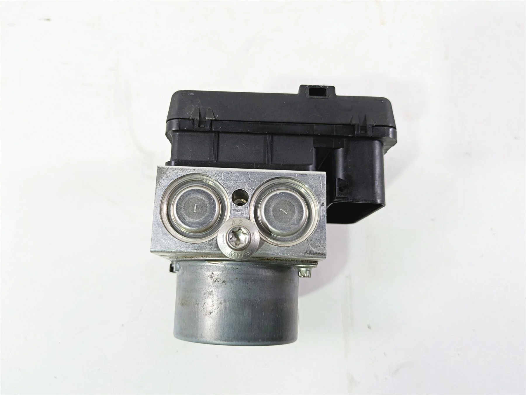 2017 BMW F800GS Adv K75 Abs Brake Pump Pressure Module 34518546851 - Image 8
