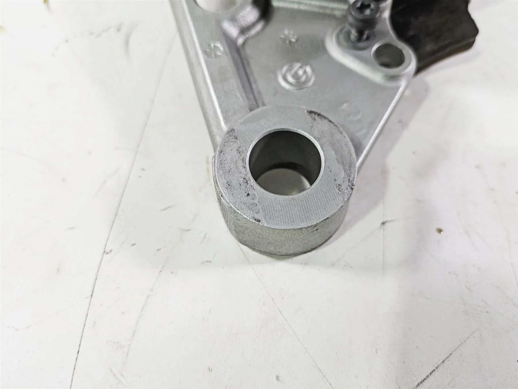 2017 BMW F800GS Adv K75 Brembo Rear Brake Caliper & Bracket 34217717627 - Image 4