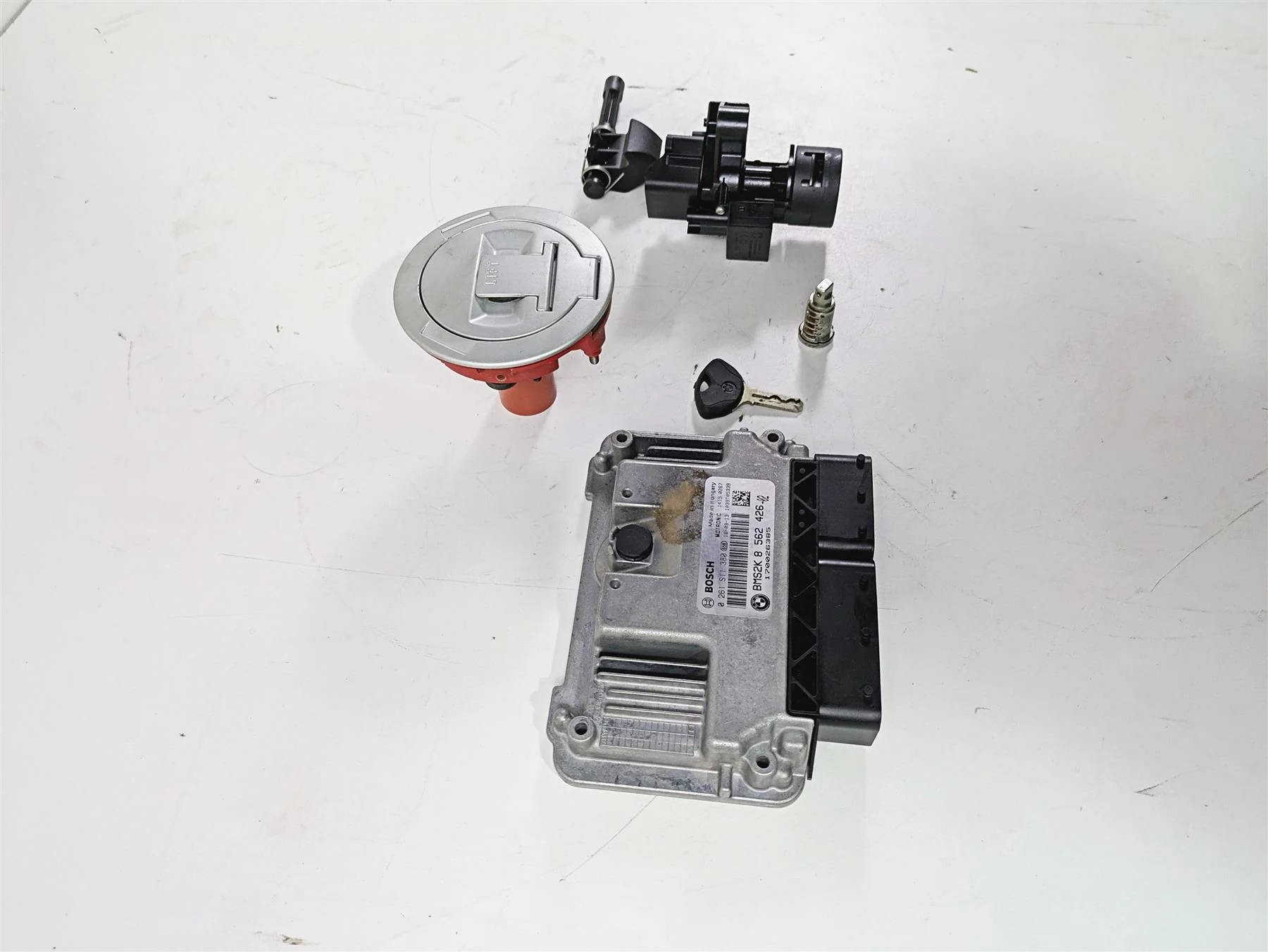 2017 BMW F800GS Adv K75 Cdi Ignition Switch Key Lock Set 8562426 51257700072 - Image 2