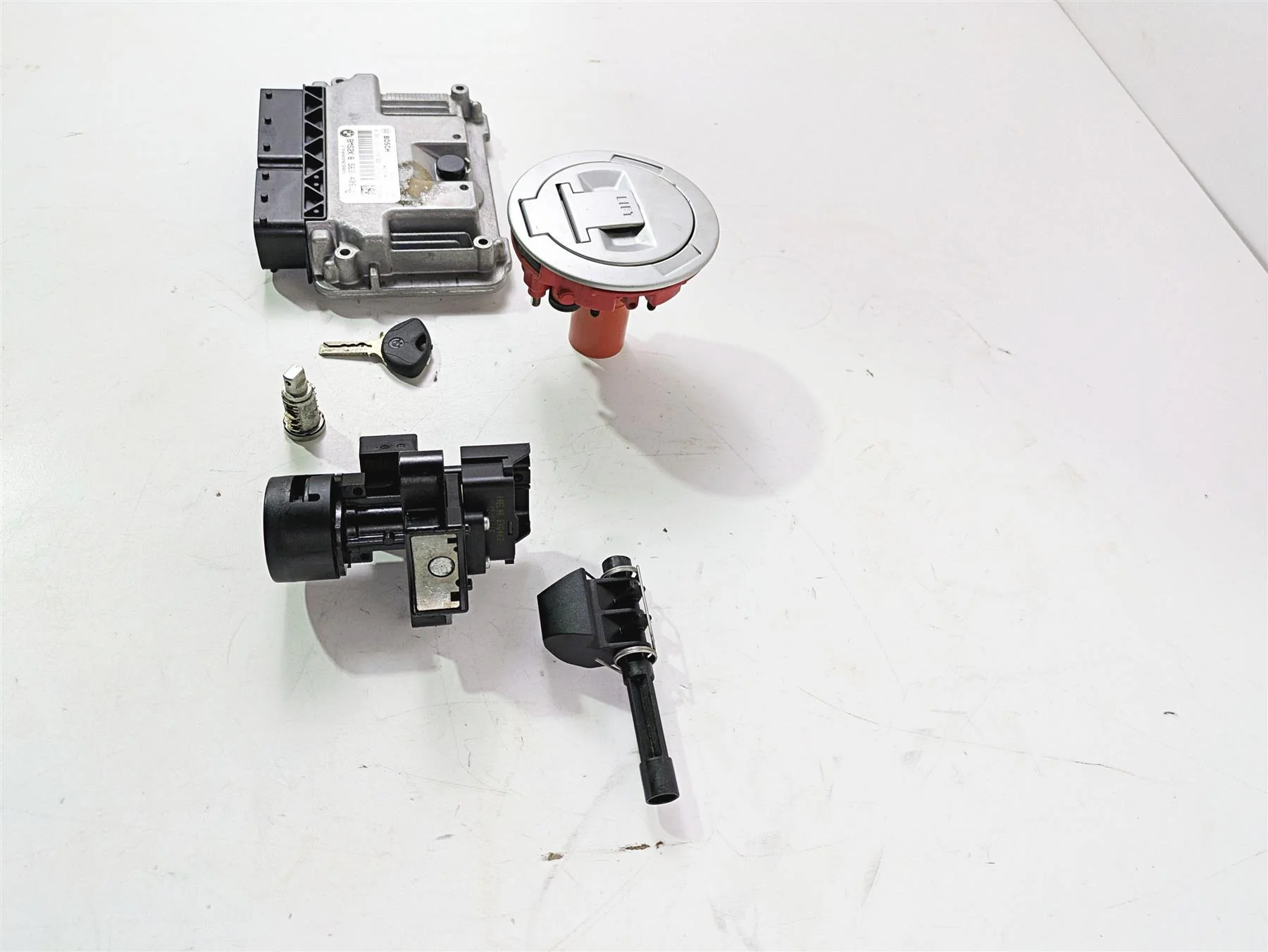 2017 BMW F800GS Adv K75 Cdi Ignition Switch Key Lock Set 8562426 51257700072 - Image 3