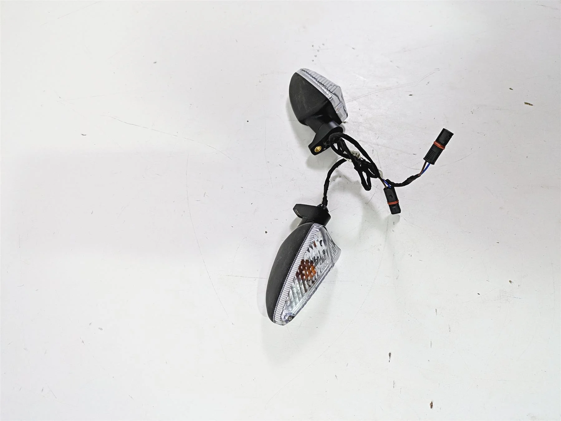 2017 BMW F800GS Adv K75 Front Blinker Turn Signal Set 63138534354 63138534355 - Image 2