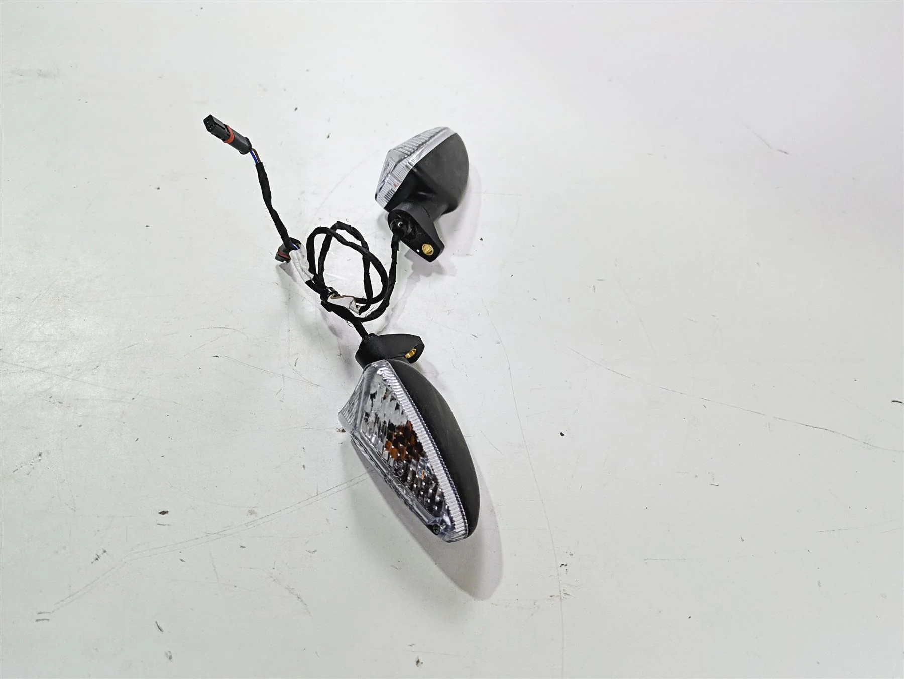 2017 BMW F800GS Adv K75 Front Blinker Turn Signal Set 63138534354 63138534355 - Image 3