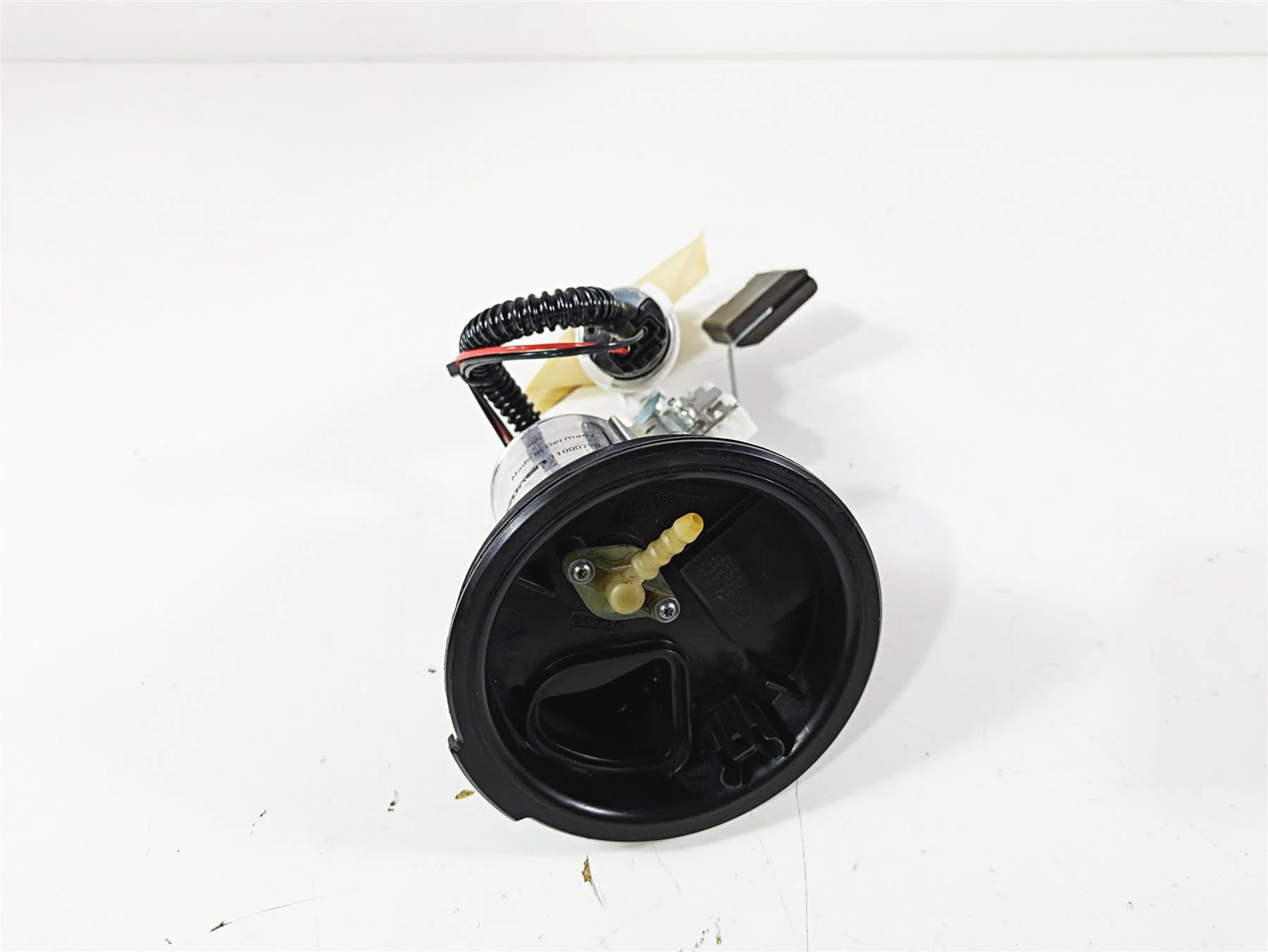 2017 BMW F800GS Adv K75 Fuel Gas Petrol Pump & Level Sensor 16148555171 - Image 2