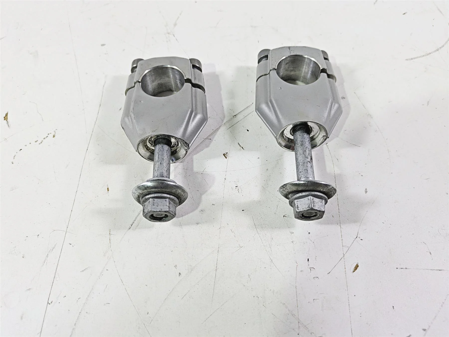 2017 BMW F800GS Adv K75 Handle Bar Riser Holder 31427715491 - Image 7