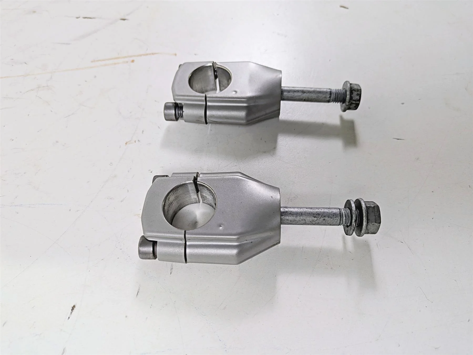 2017 BMW F800GS Adv K75 Handlebar Riser Holder Clamp Set 31427715491 - Image 10