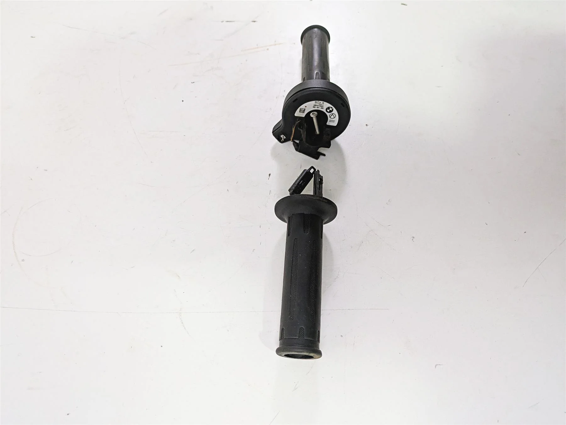 2017 BMW F800GS Adv K75 Heated Hand Grip Set - Read 61318522470 61318552119 - Image 2