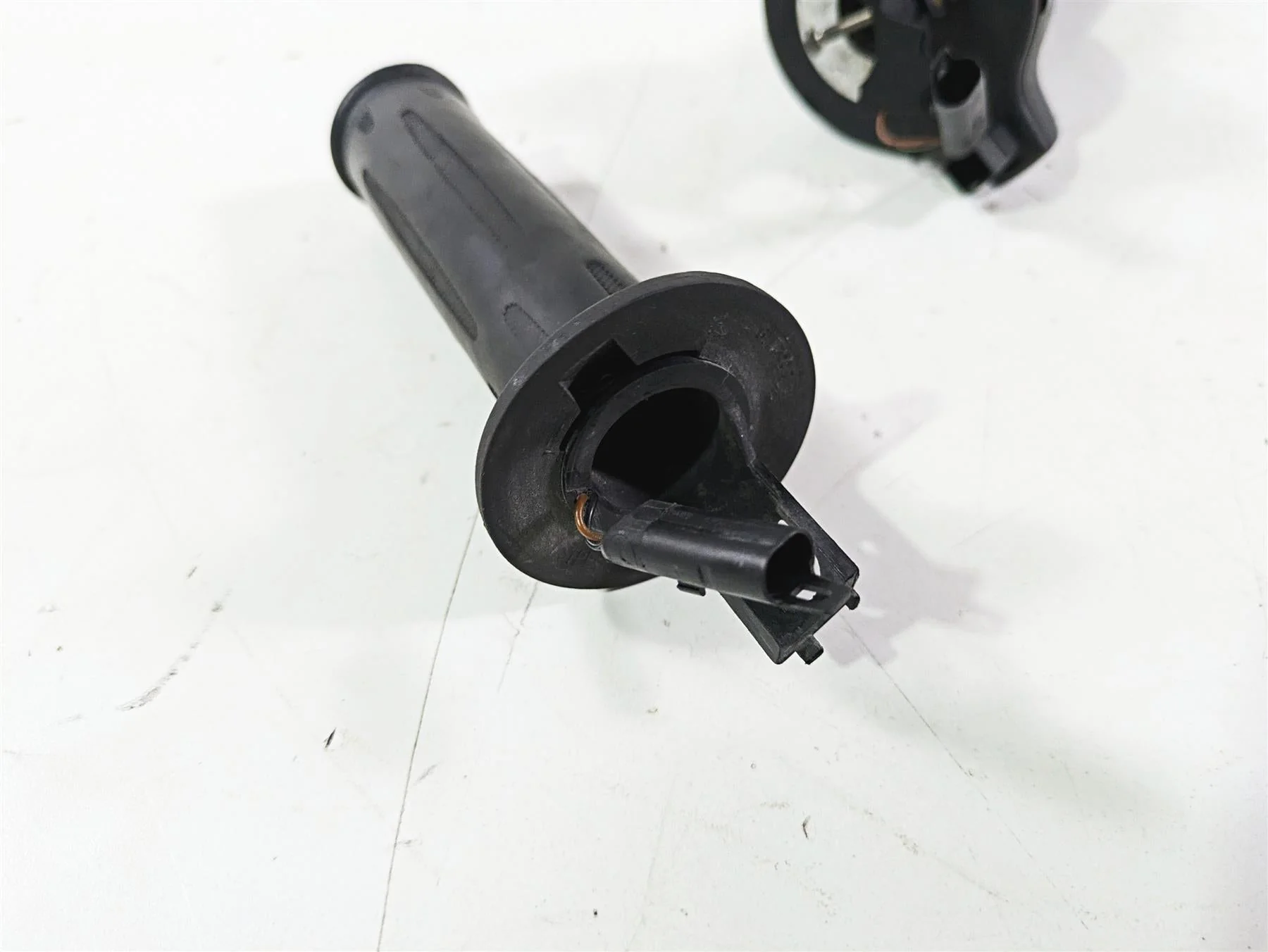 2017 BMW F800GS Adv K75 Heated Left Right Hand Grip Set 61318522470 61318552119 - Image 11