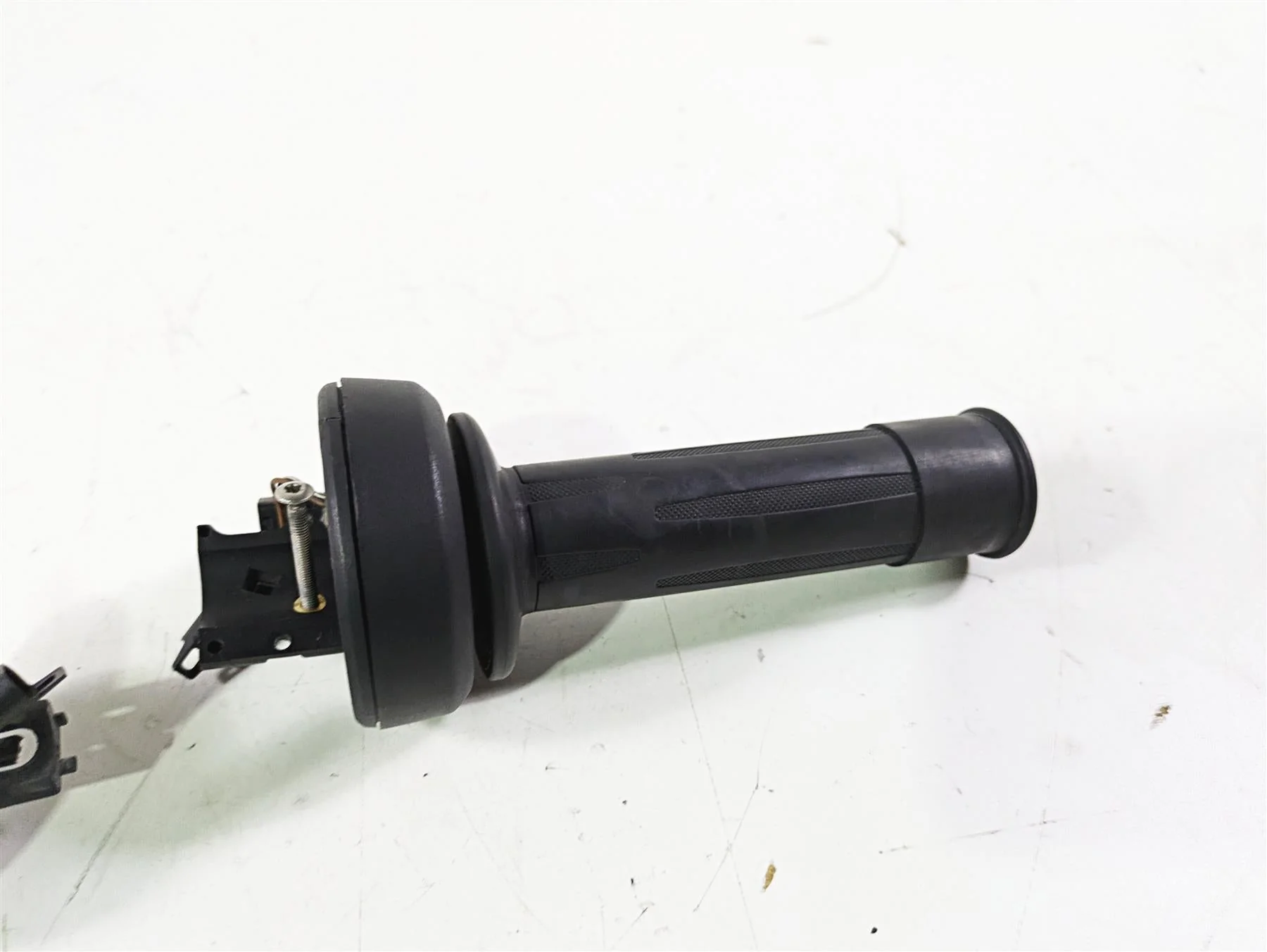 2017 BMW F800GS Adv K75 Heated Left Right Hand Grip Set 61318522470 61318552119 - Image 5
