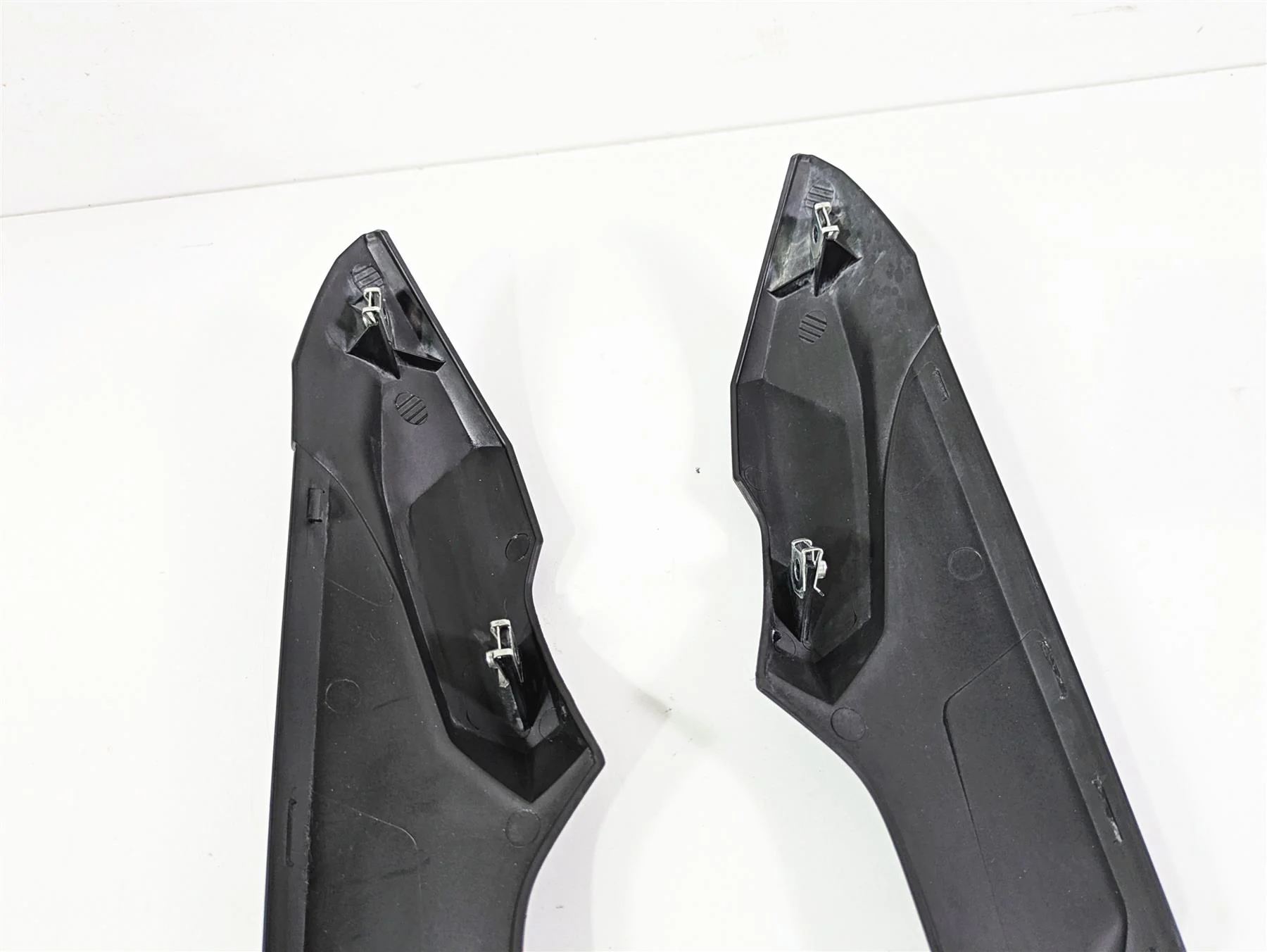 2017 BMW F800GS Adv K75 Plastic Infill Cover Fairing Set 8530544 8530543 - Image 11