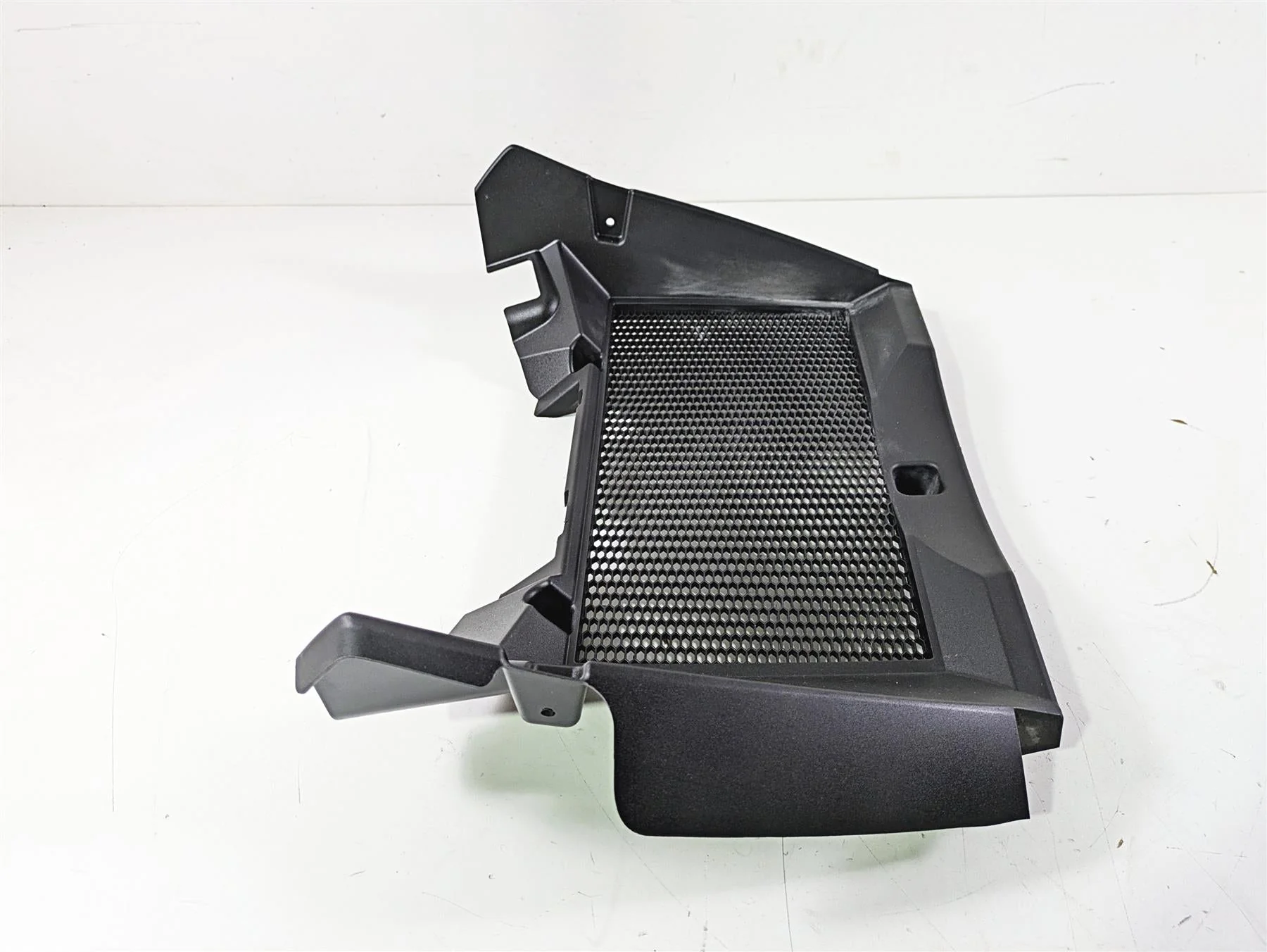 2017 BMW F800GS Adv K75 Radiator Cover Guard Grill Fairing 46638530525 - Image 3