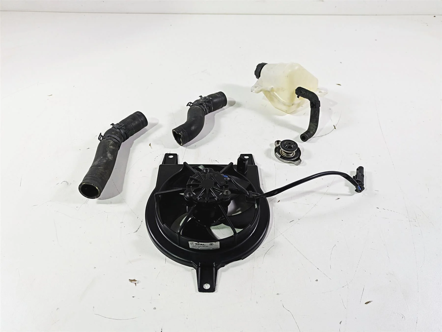 2017 BMW F800GS Adv K75 Radiator Fan Reservoir Hoses Set 17118530393