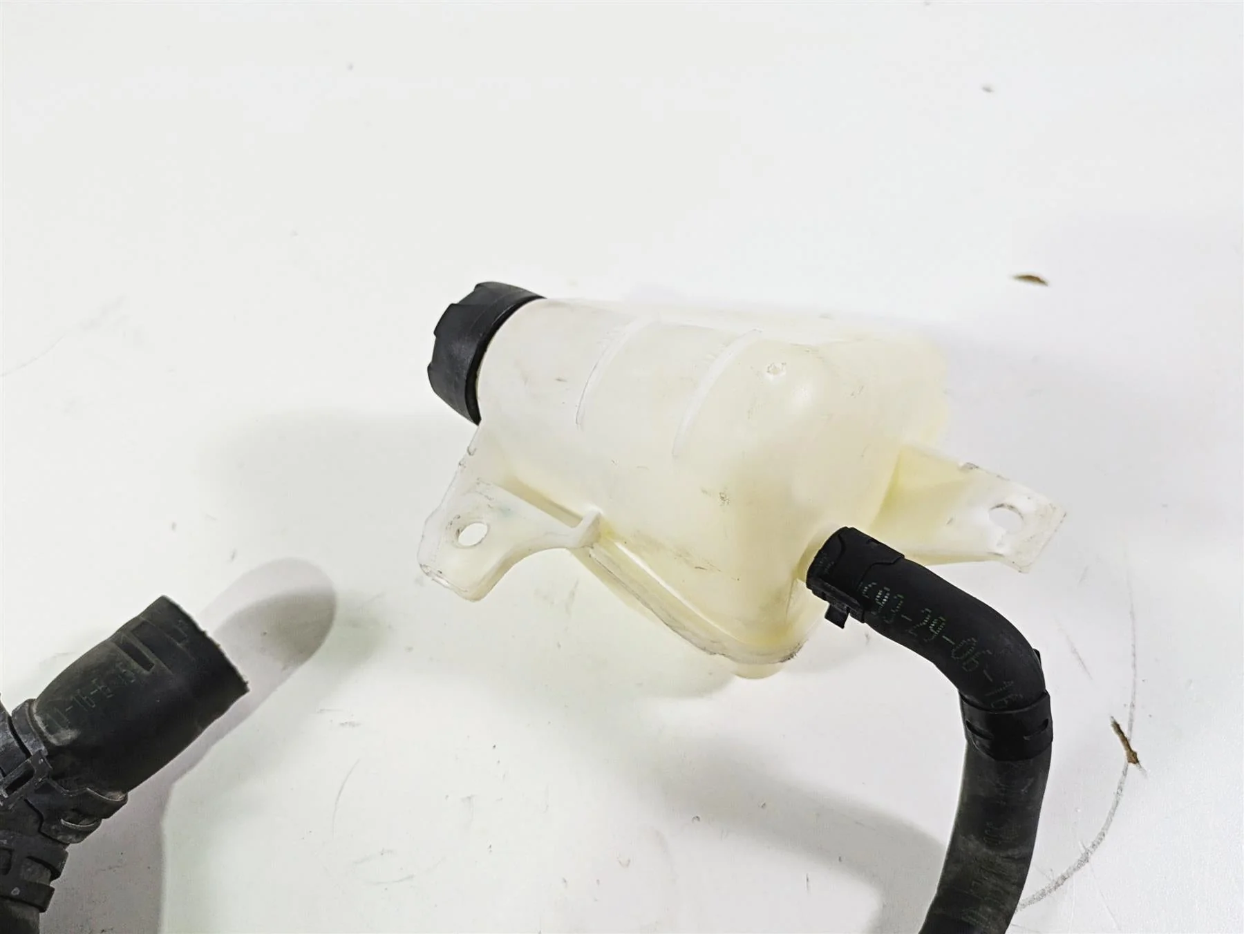2017 BMW F800GS Adv K75 Radiator Fan Reservoir Hoses Set 17118530393 - Image 10