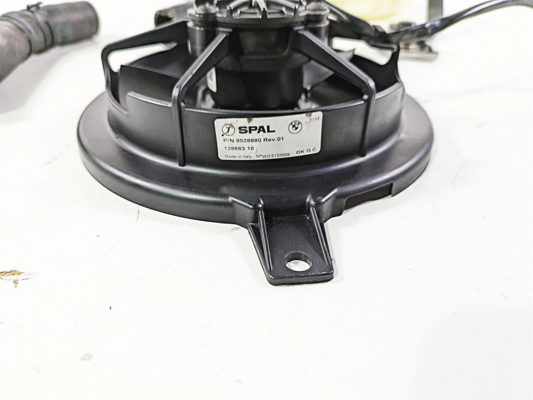 2017 BMW F800GS Adv K75 Radiator Fan Reservoir Hoses Set 17118530393 - Image 6