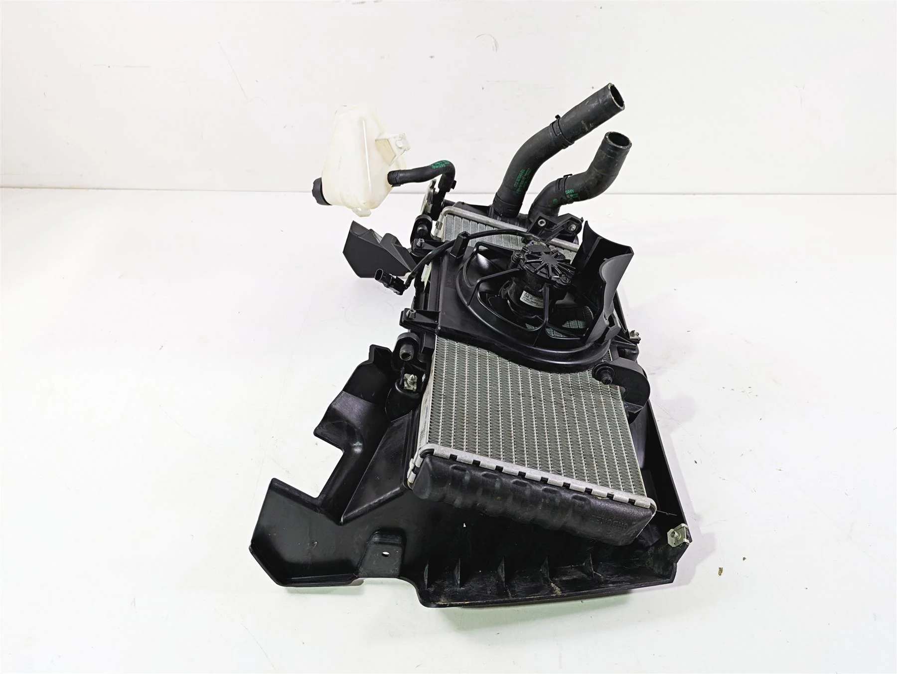 2017 BMW F800GS Adv K75 Radiator Fan Reservoir Hoses Set 17118530393 - Image 2