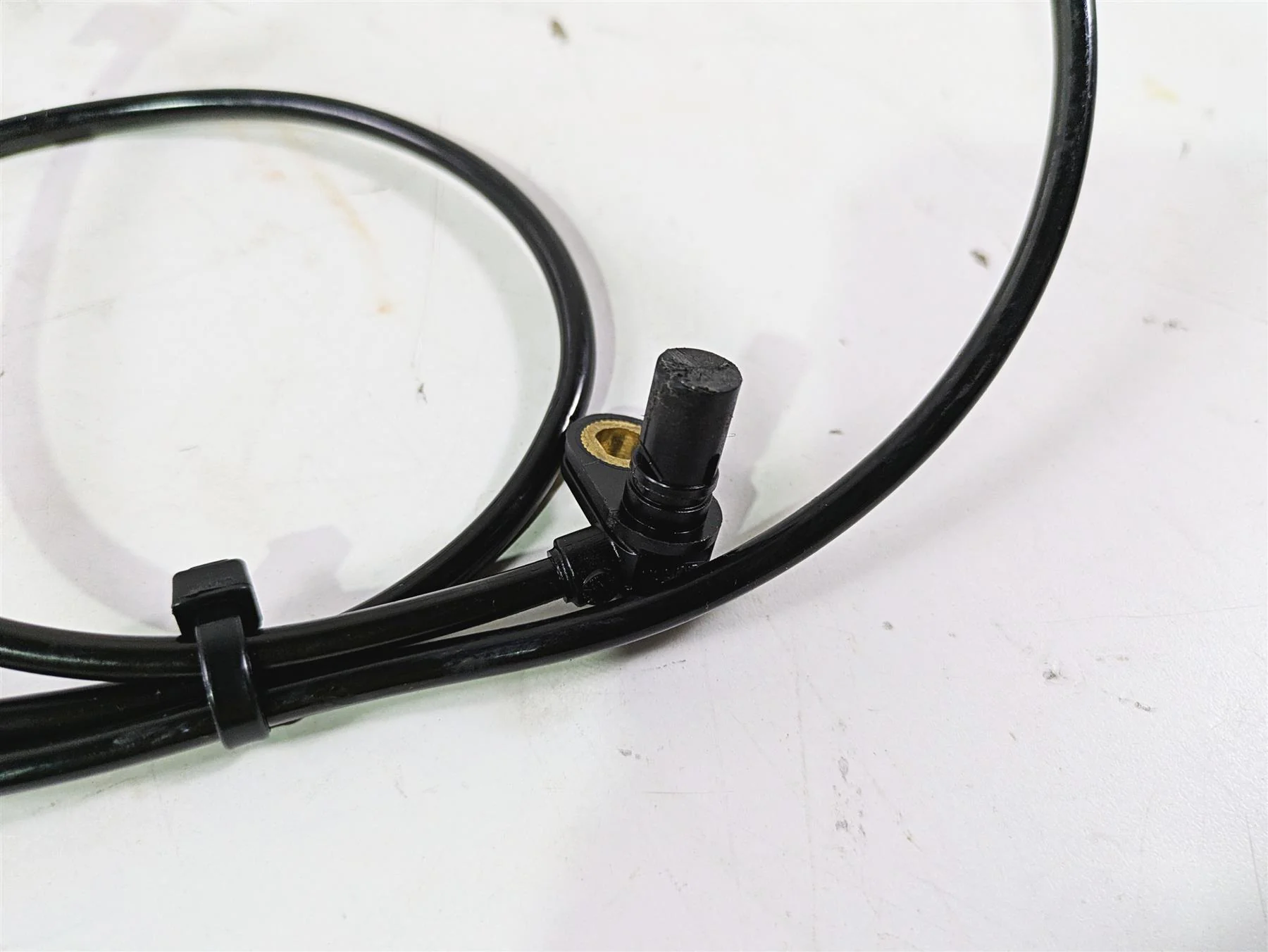 2017 BMW F800GS Adv K75 Rear Abs Brake Wheel Speed Sensor 34527715117 - Image 7