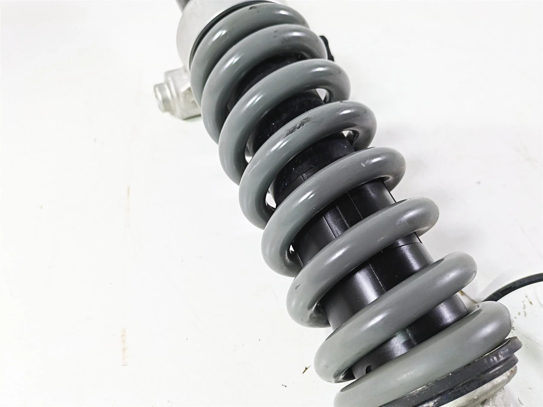2017 BMW F800GS Adv K75 Rear Esa Shock Damper 852211304 33548522113 - Image 8