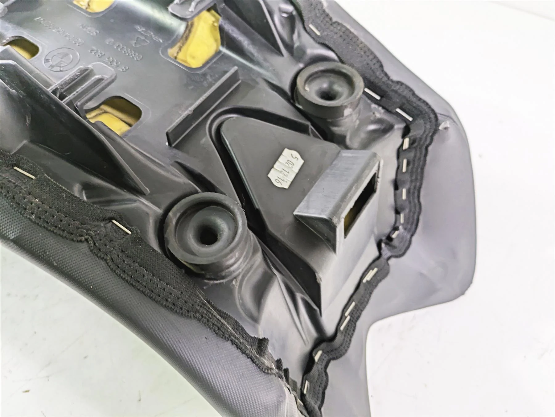 2017 BMW F800GS Adv K75 Seat Saddle Black Red 890mm 52538560377 - Image 10