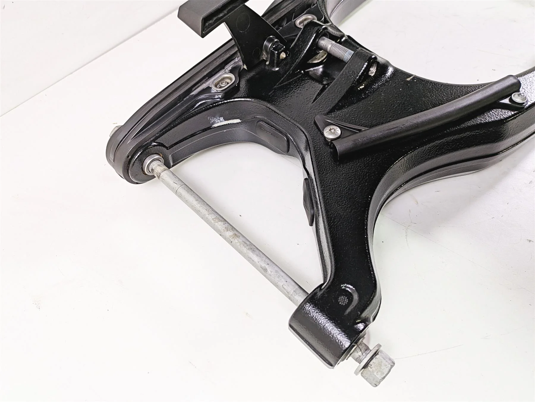 2017 BMW F800GS Adv K75 Swingarm Swing Arm 33178549120 - Image 10