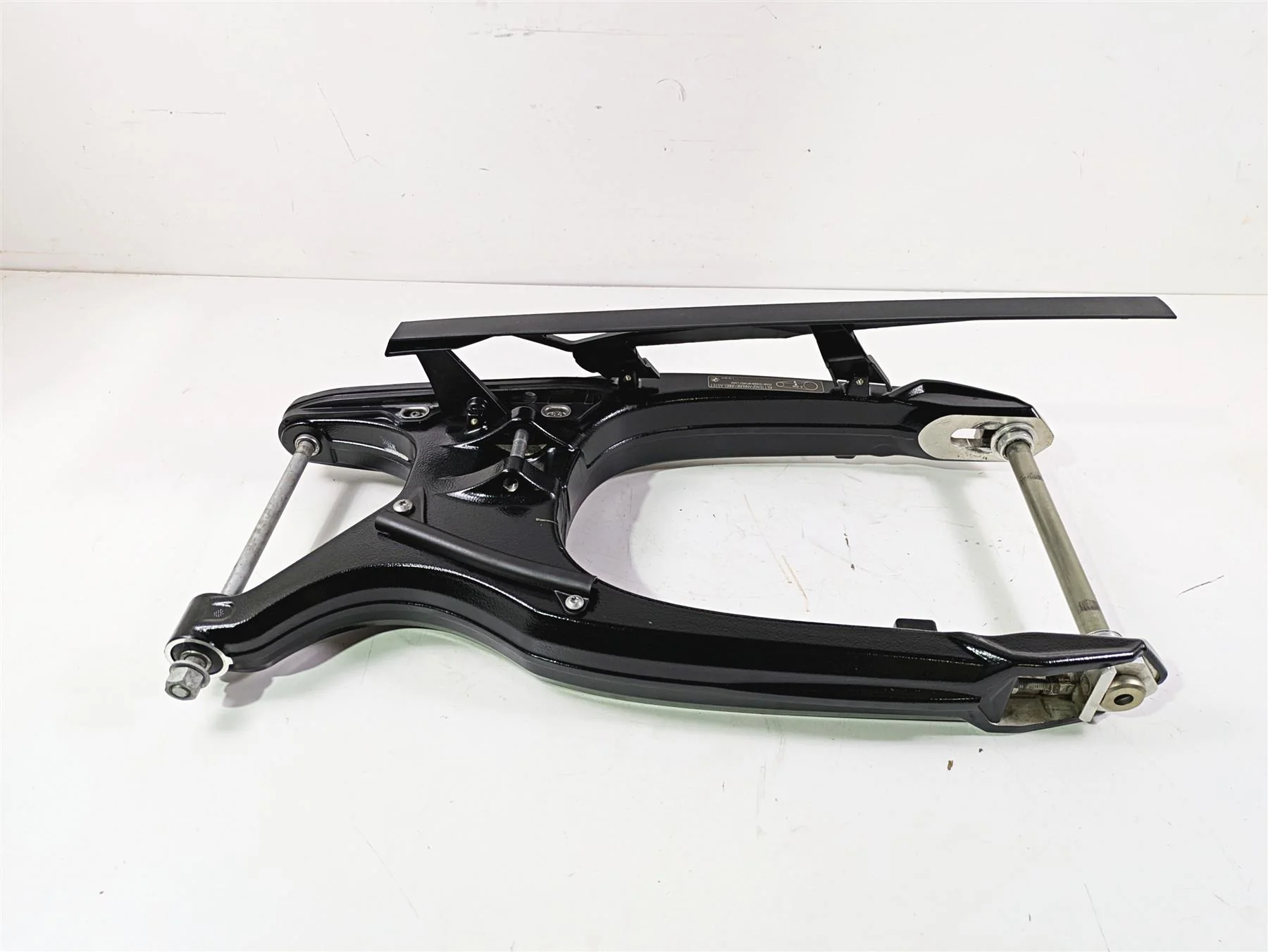 2017 BMW F800GS Adv K75 Swingarm Swing Arm 33178549120 - Image 3