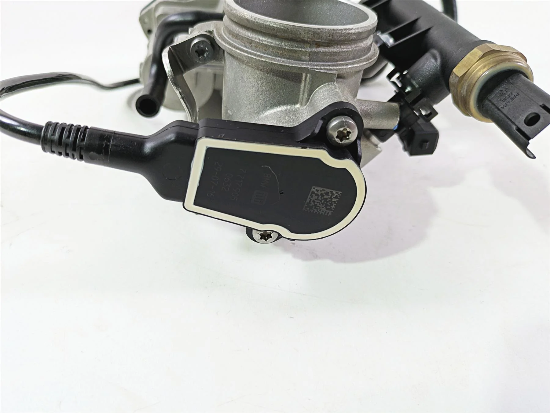 2017 BMW F800GS Adv K75 Throttle Body Fuel Injection 13548353539 - Image 10