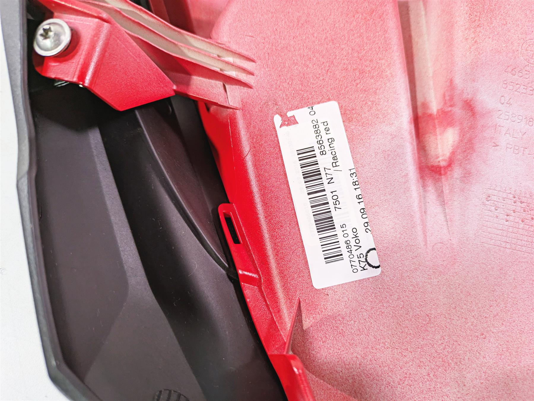2017 BMW F800GS Adv K75 Upper Front Fender Racing Red 46618531118 46618530541 - Image 12