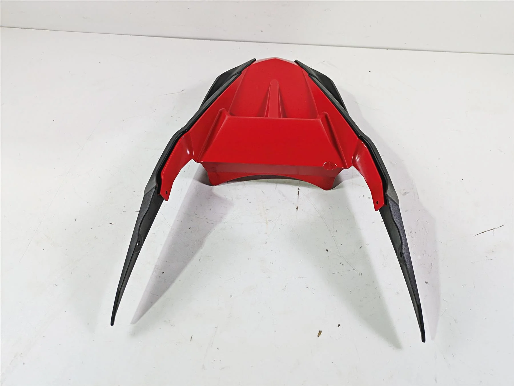2017 BMW F800GS Adv K75 Upper Front Fender Racing Red 46618531118 46618530541 - Image 4