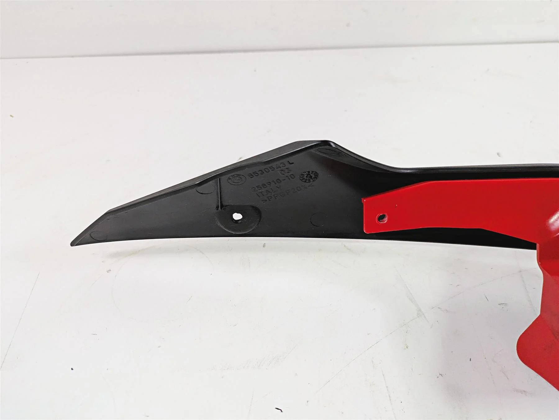2017 BMW F800GS Adv K75 Upper Front Fender Racing Red 46618531118 46618530541 - Image 8