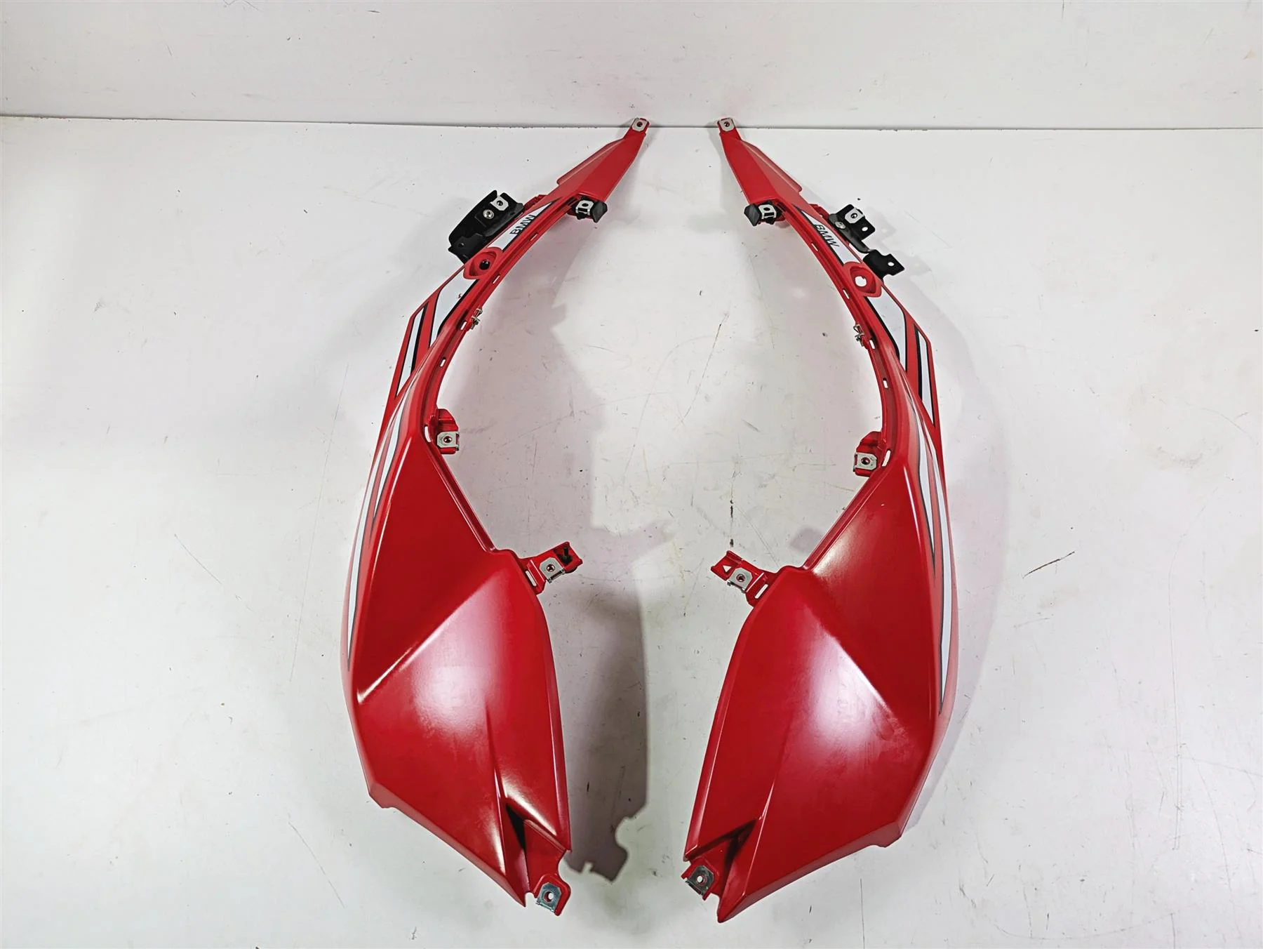 2017 BMW F800GS Adv K75 Upper Tank Cover Fairing Set Racing Red 46638555625 - Image 3