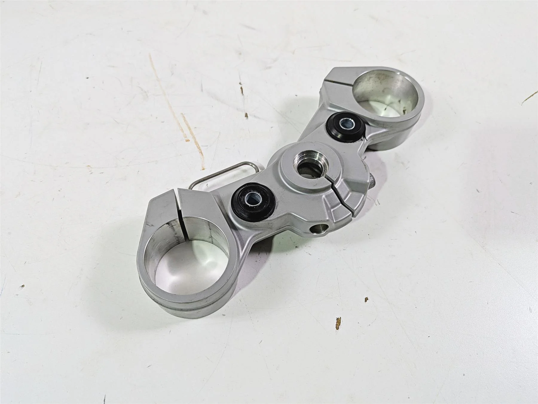 2017 BMW F800GS Adv K75 Upper Triple Tree Steering Clamp 31427715420 - Image 12
