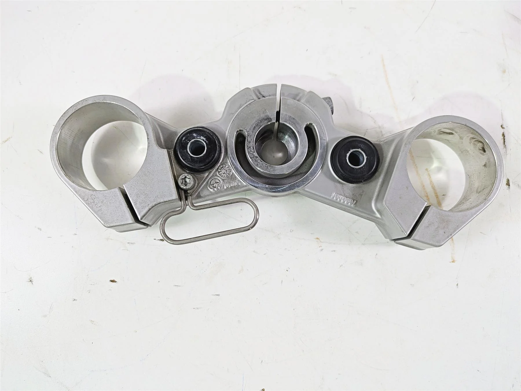 2017 BMW F800GS Adv K75 Upper Triple Tree Steering Clamp 31427715420 - Image 6