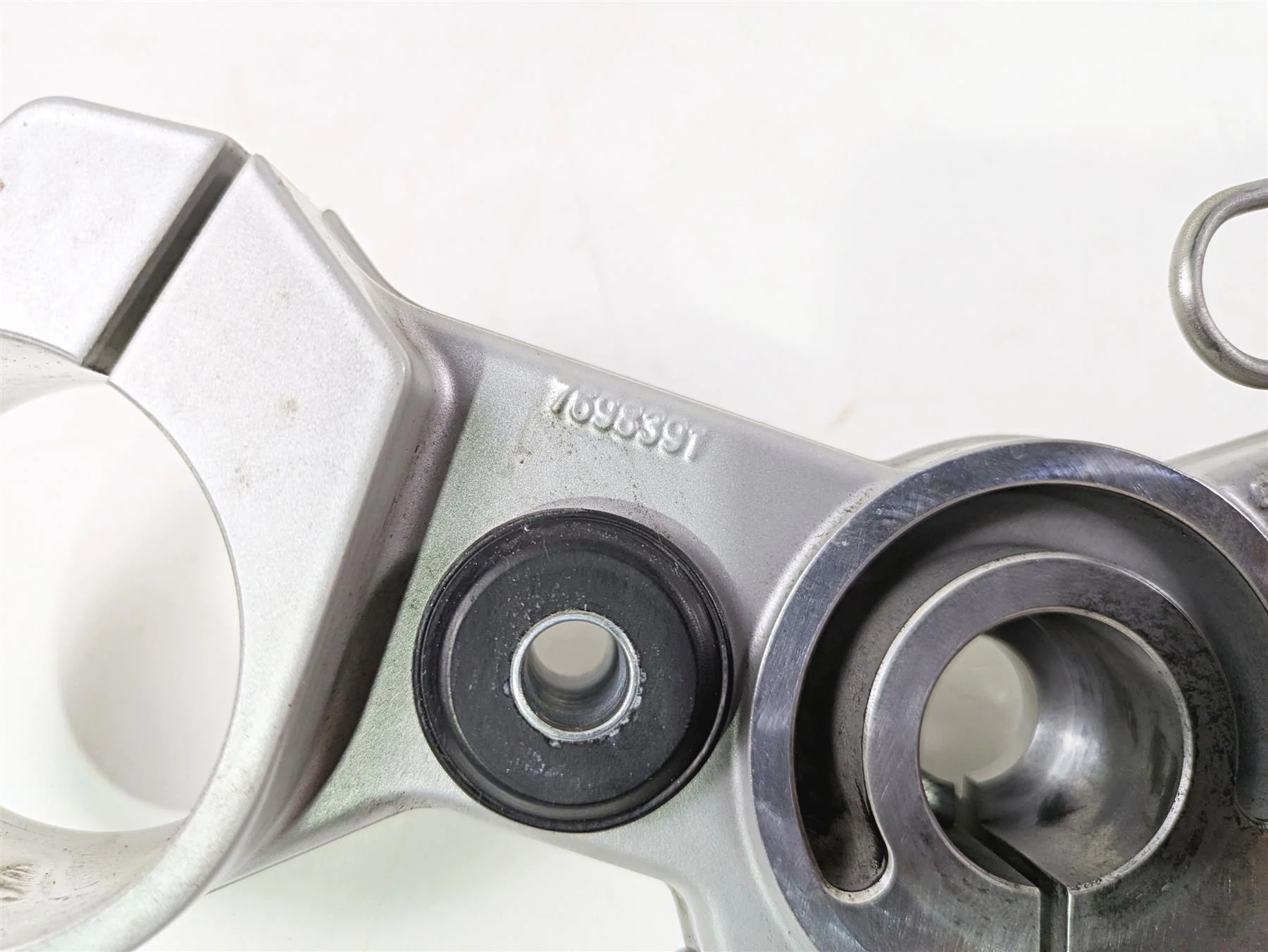 2017 BMW F800GS Adv K75 Upper Triple Tree Steering Clamp 31427715420 - Image 7