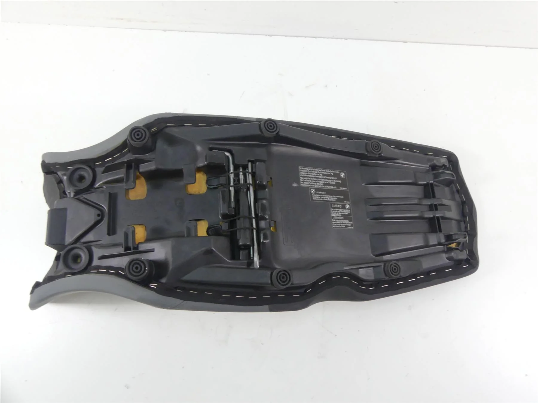 2017 BMW F800GS K72 Duo Dual Rider Passenger Seat Saddle -Read 52537697694 - Image 2