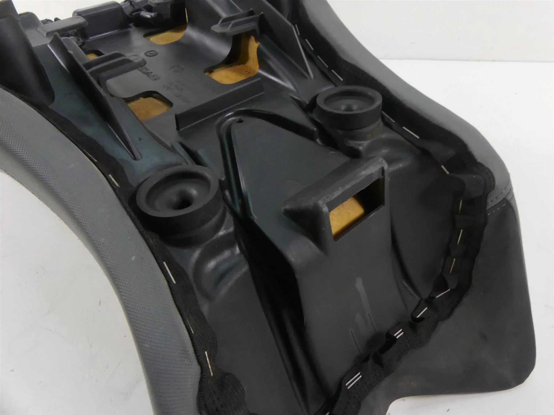 2017 BMW F800GS K72 Duo Dual Rider Passenger Seat Saddle -Read 52537697694 - Image 3
