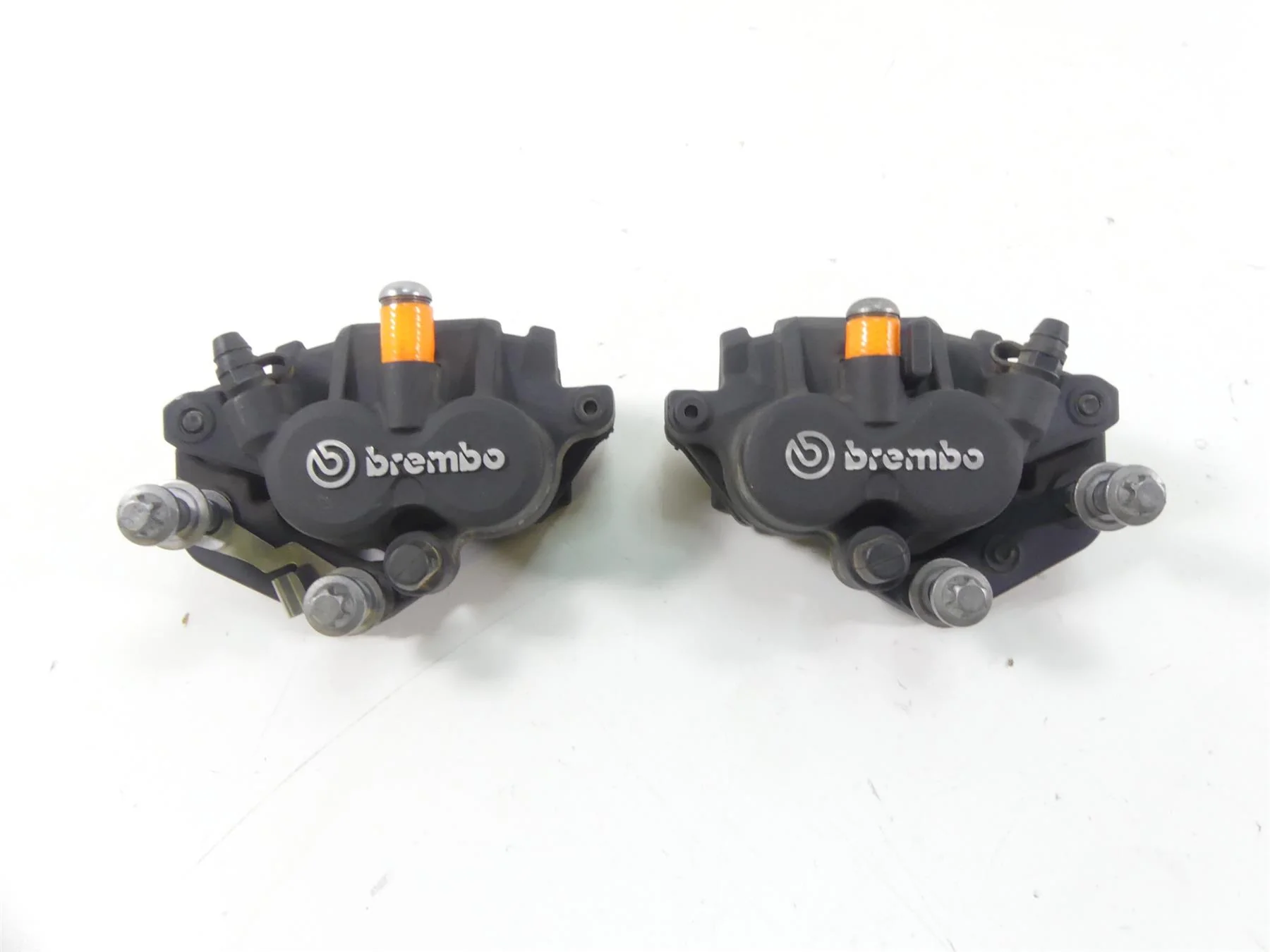 2017 BMW F800GS K72 Front Brembo Brake Caliper Set 34117716715 34117716716