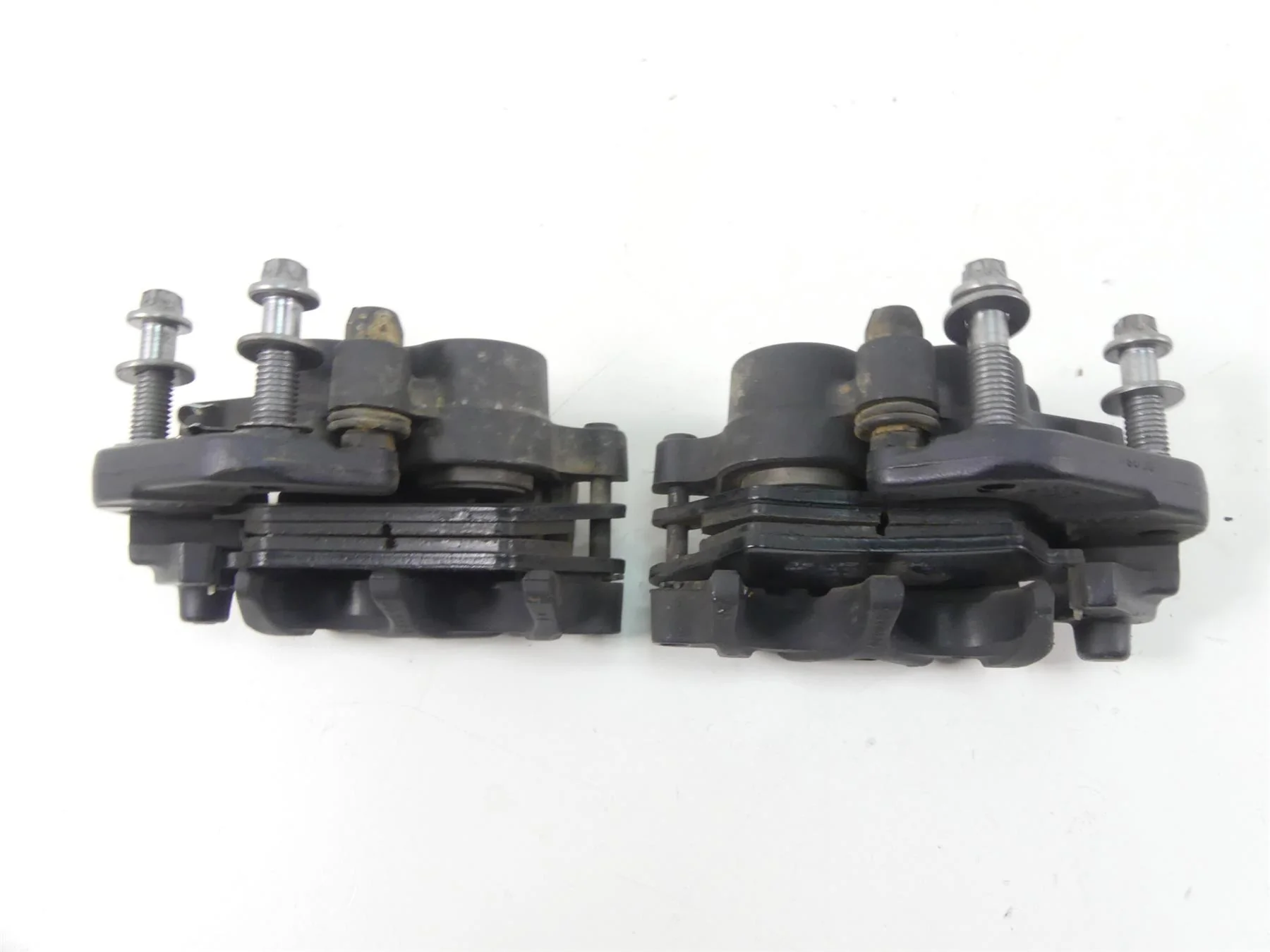 2017 BMW F800GS K72 Front Brembo Brake Caliper Set 34117716715 34117716716 - Image 2