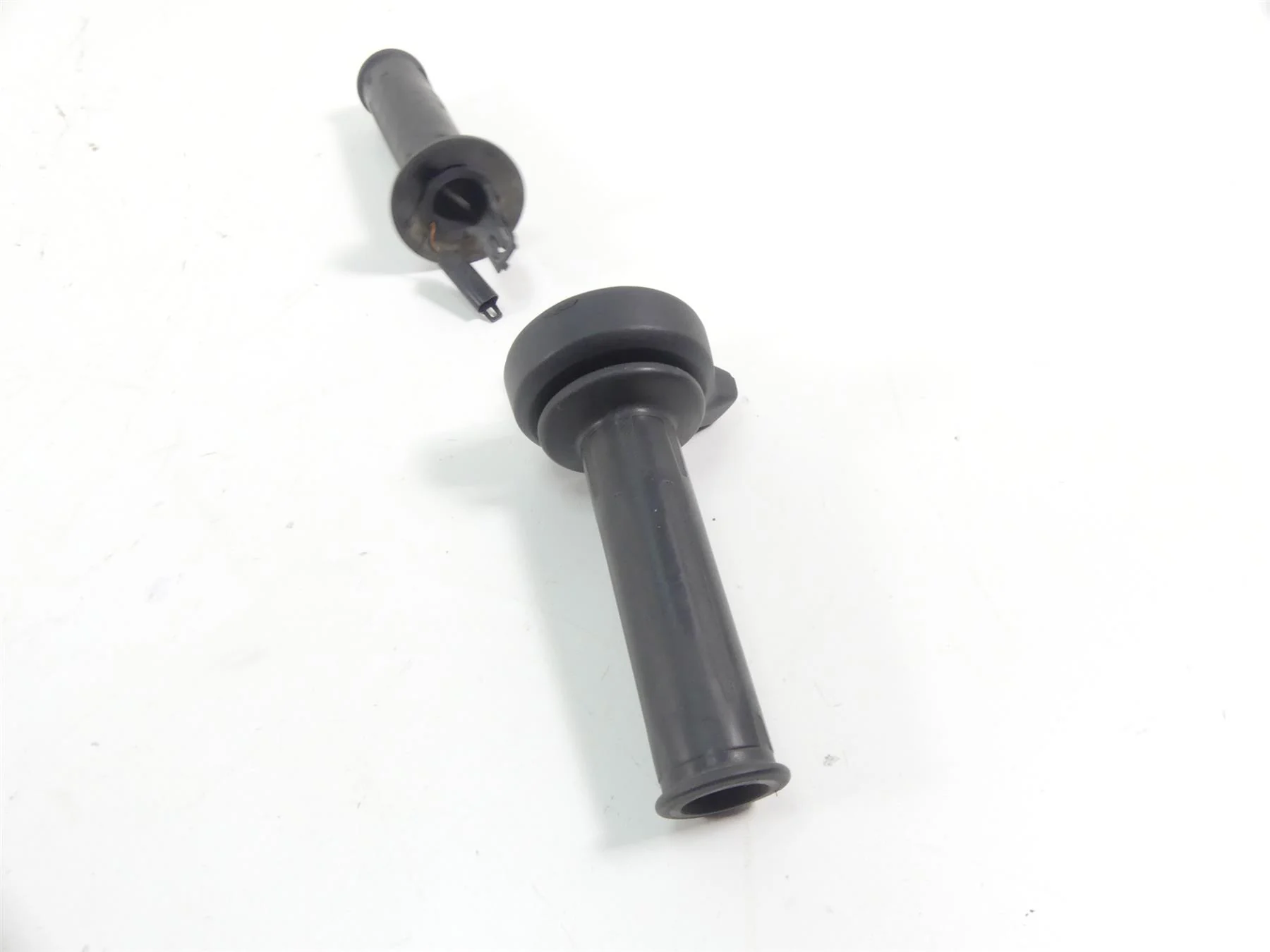 2017 BMW F800GS K72 Left Right Heated Hand Grip Set 61318552119 61318522470 - Image 3