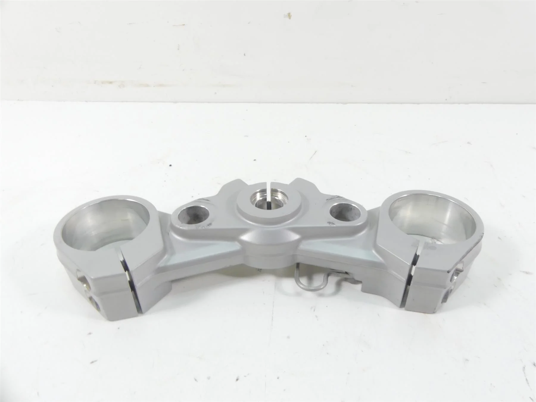 2017 BMW F800GS K72 Upper Triple Tree Steering Clamp 54mm 31427715420 - Image 2