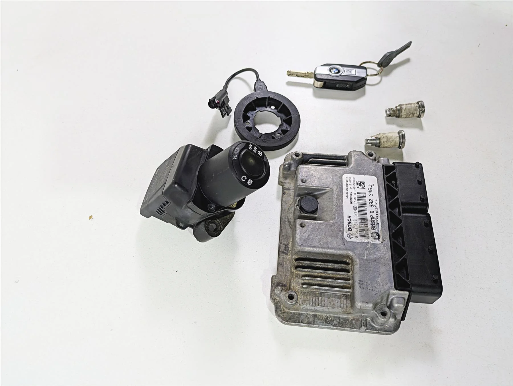 2017 BMW R1200 GS K50 Cdi Ecm Handsfree Ignition Switch Key Lock Set 13618392346 - Image 2