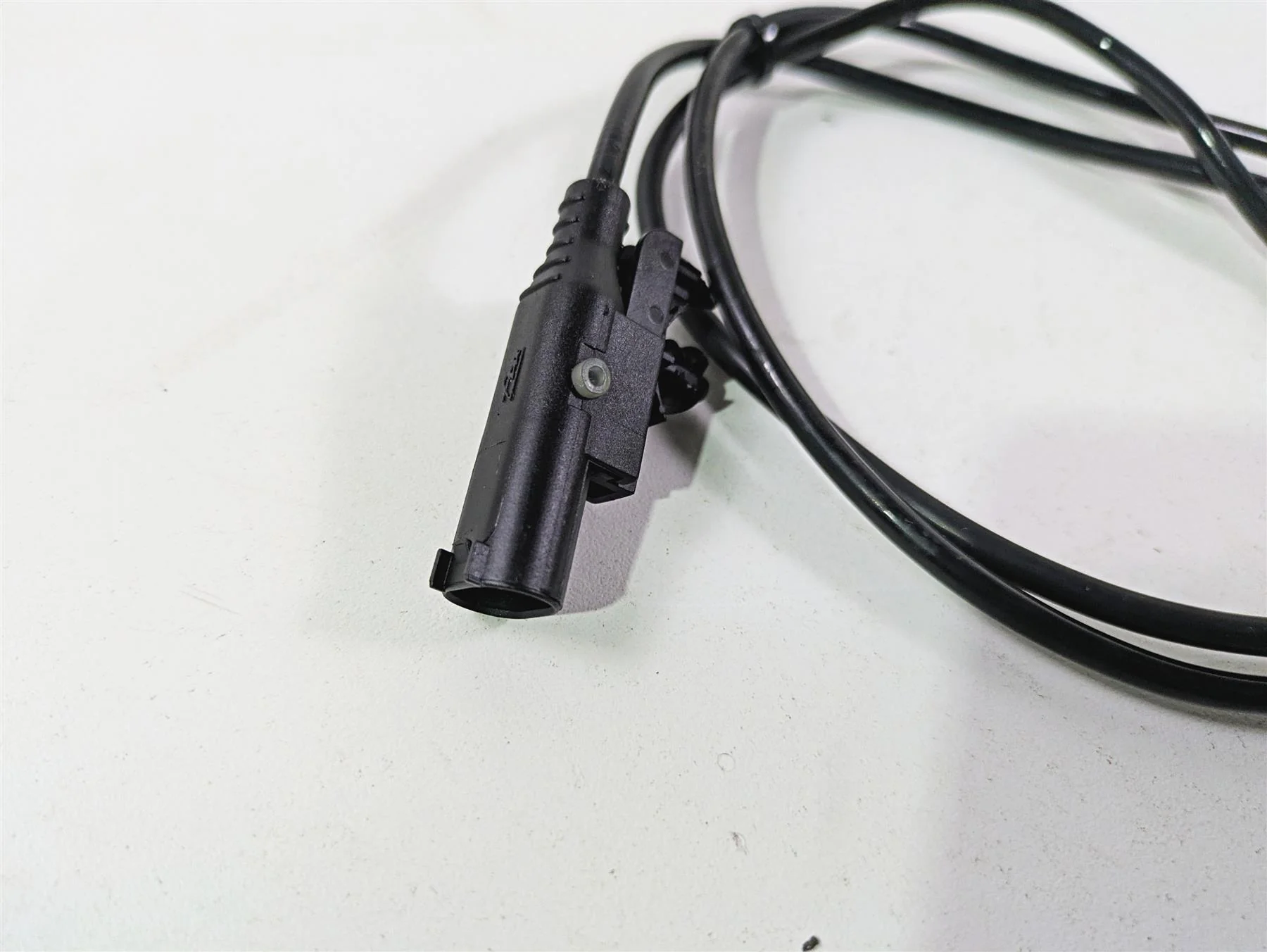 2017 BMW R1200 GS K50 Front Abs Brake Wheel Speed Sensor 34528551611 - Image 10