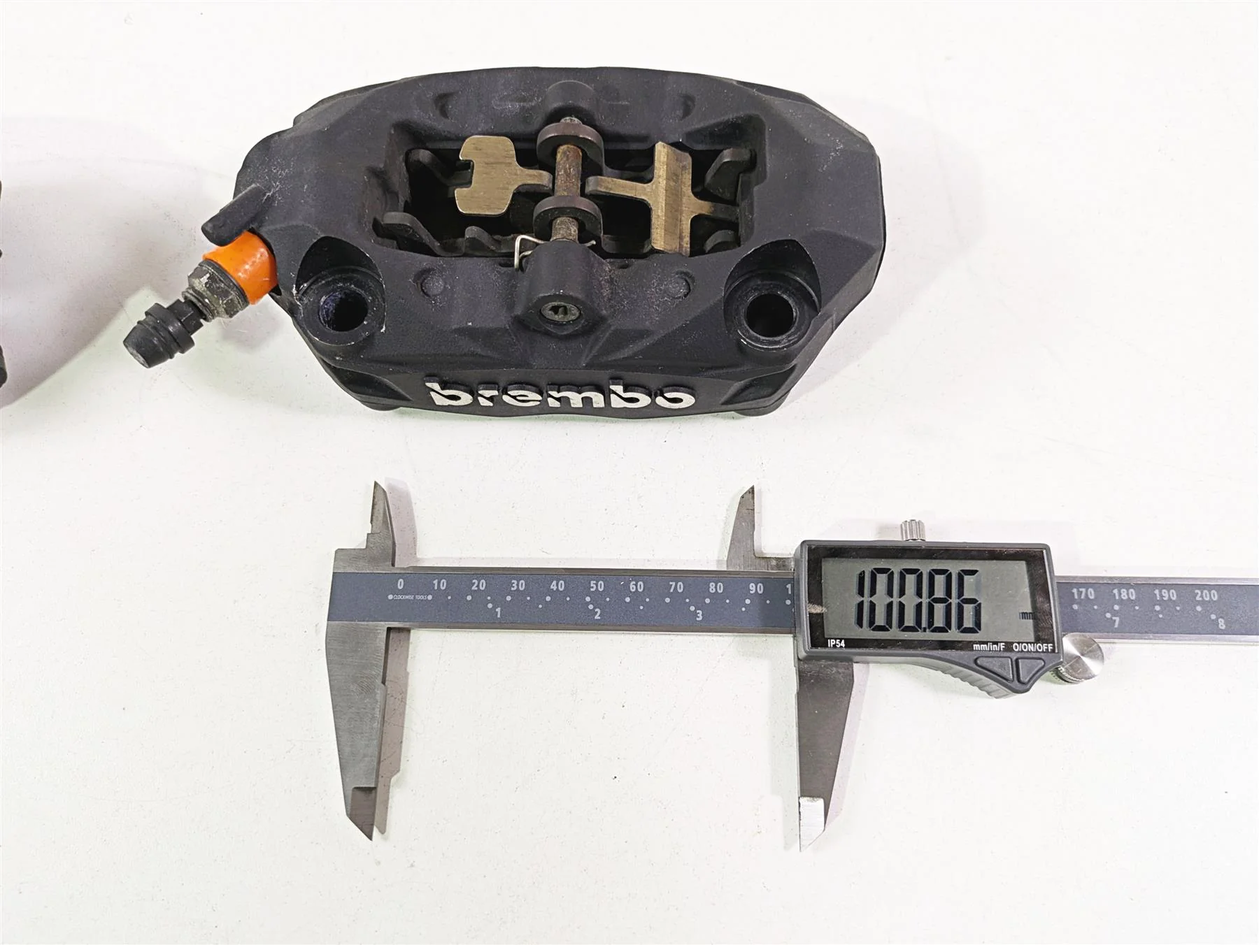 2017 BMW R1200 GS K50 Front Brake Caliper Set 100mm 34118556205 34118556206 - Image 2