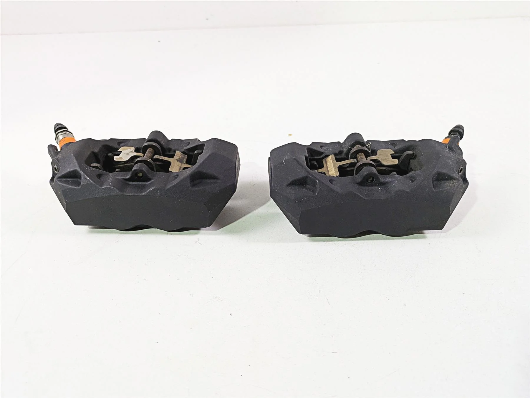 2017 BMW R1200 GS K50 Front Brake Caliper Set 100mm 34118556205 34118556206 - Image 4