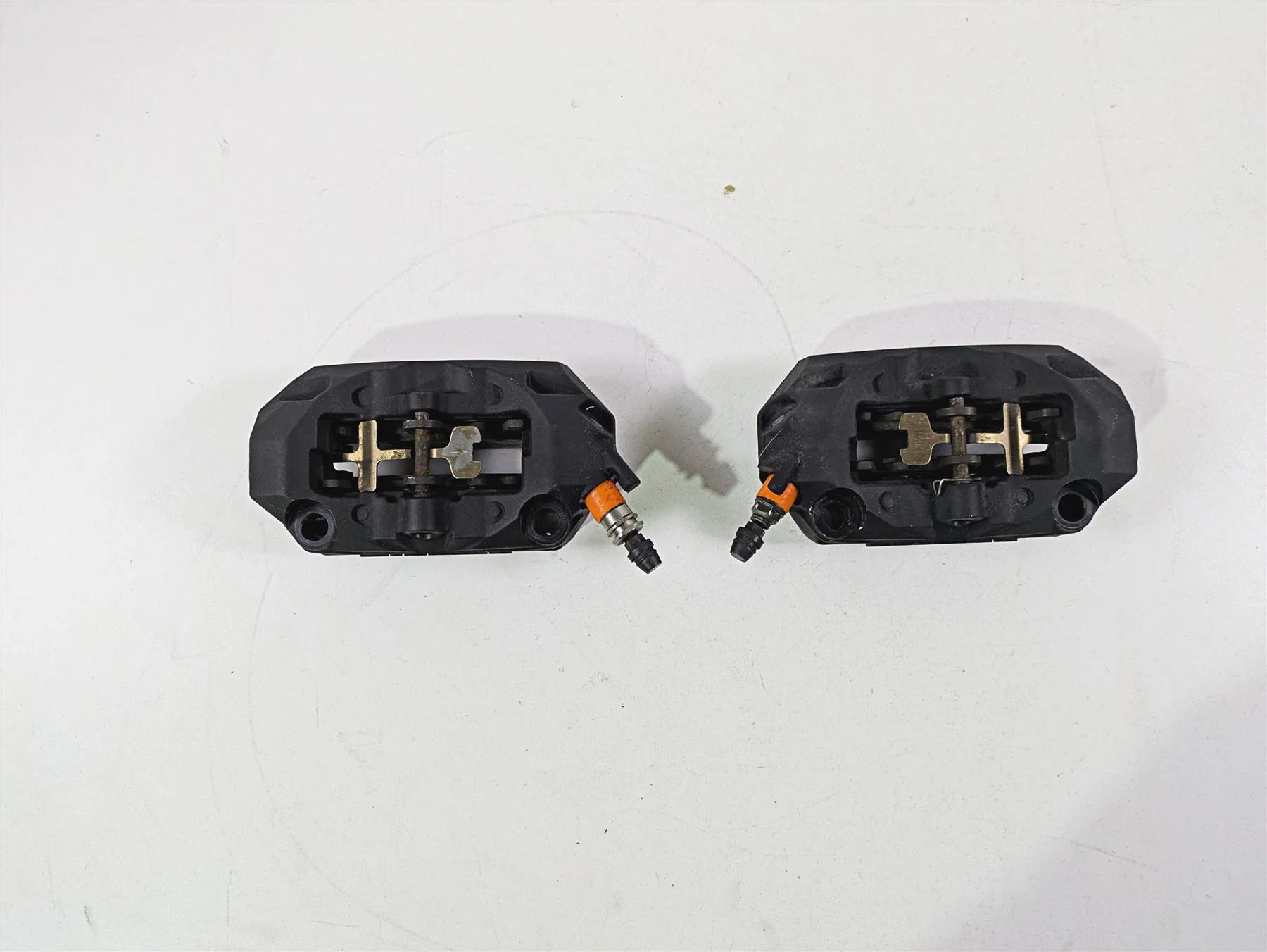 2017 BMW R1200 GS K50 Front Brake Caliper Set 100mm 34118556205 34118556206 - Image 6