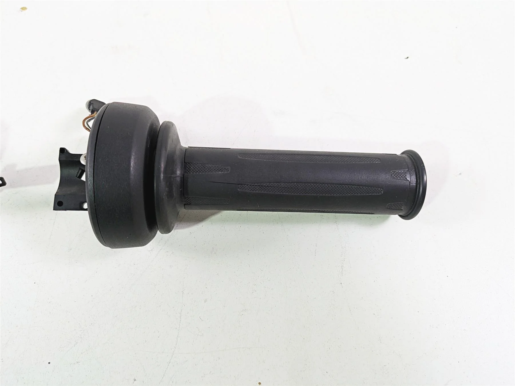 2017 BMW R1200 GS K50 Heated Hand Grip Set 61318552117 61318552120 - Image 5