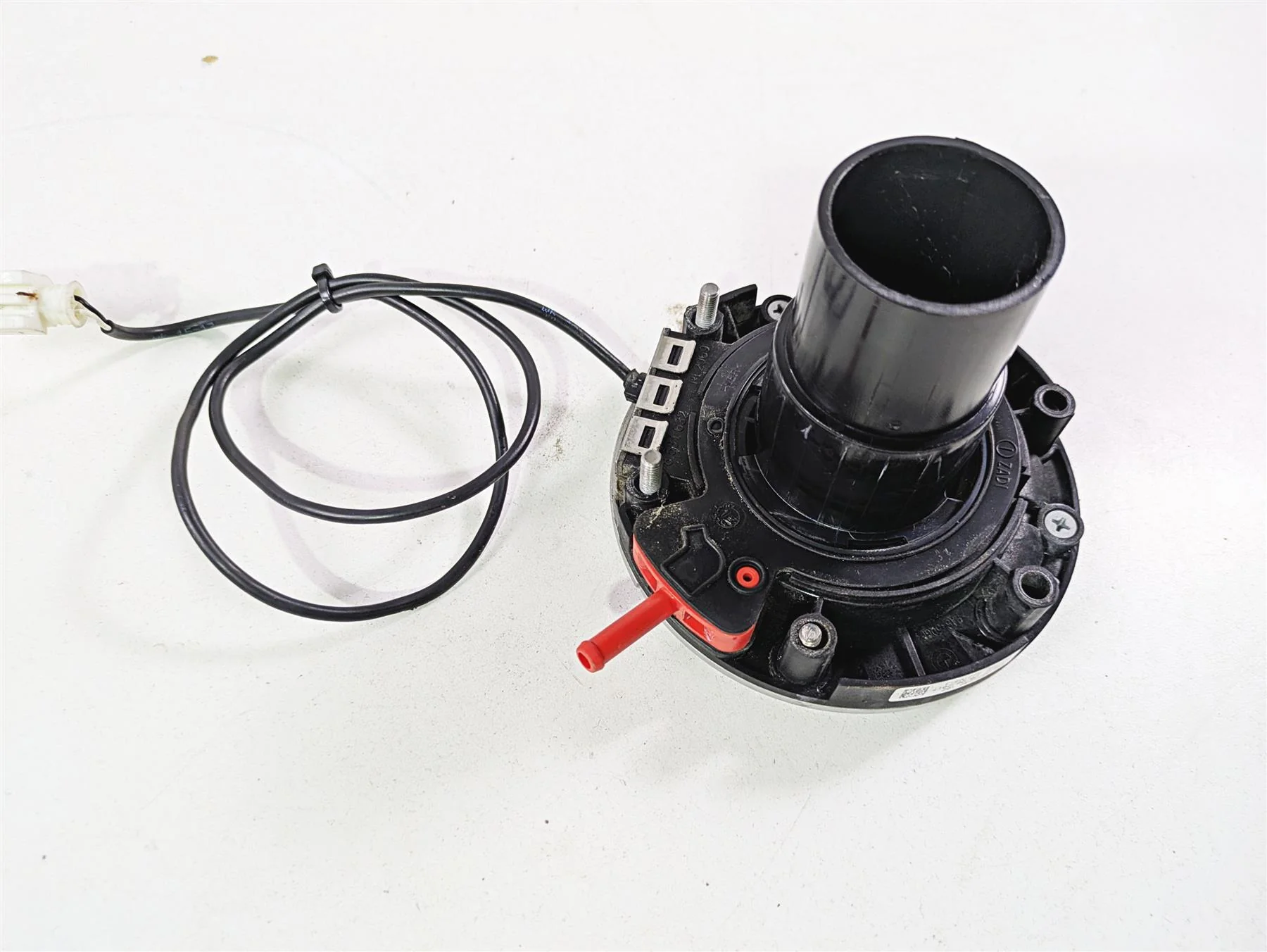 2017 BMW R1200 GS K50 Keyless Ride Fuel Gas Tank Cap 16118531632 - Image 11