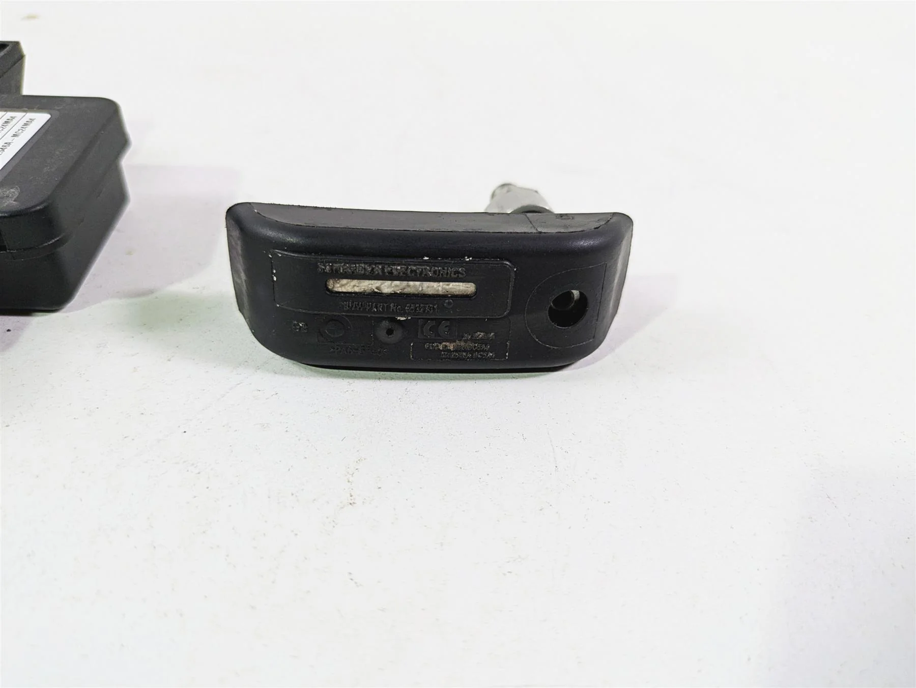 2017 BMW R1200 GS K50 Rdc Sensor & Tire Sensors Set 65758546222 65759832031 - Image 9