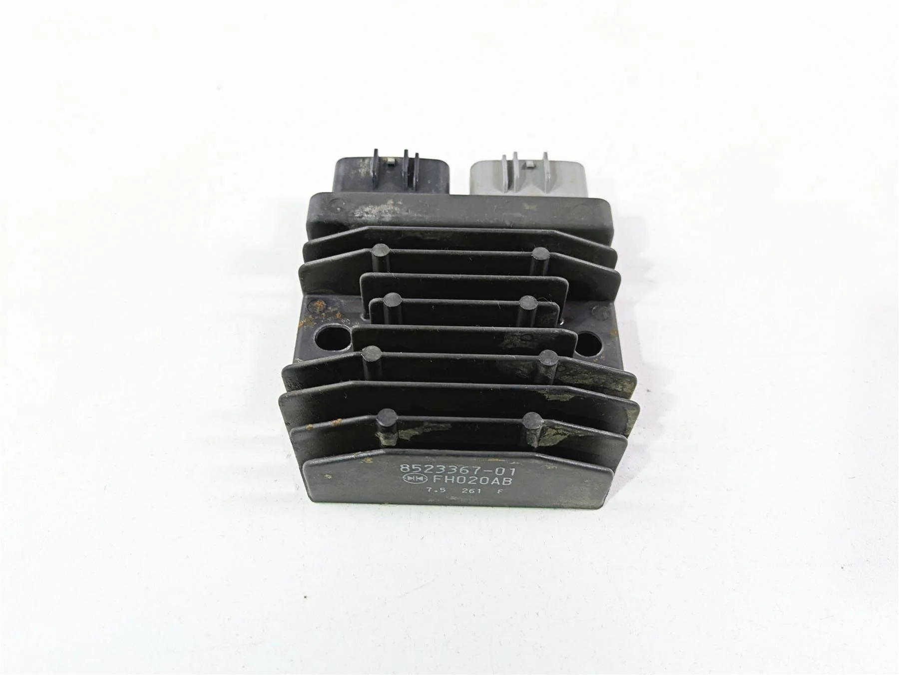 2017 BMW R1200 GS K50 Rectifier Voltage Regulator FH020AB 12318523367 - Image 3