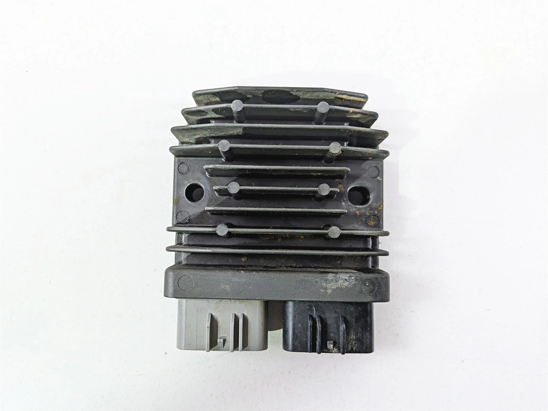 2017 BMW R1200 GS K50 Rectifier Voltage Regulator FH020AB 12318523367 - Image 5
