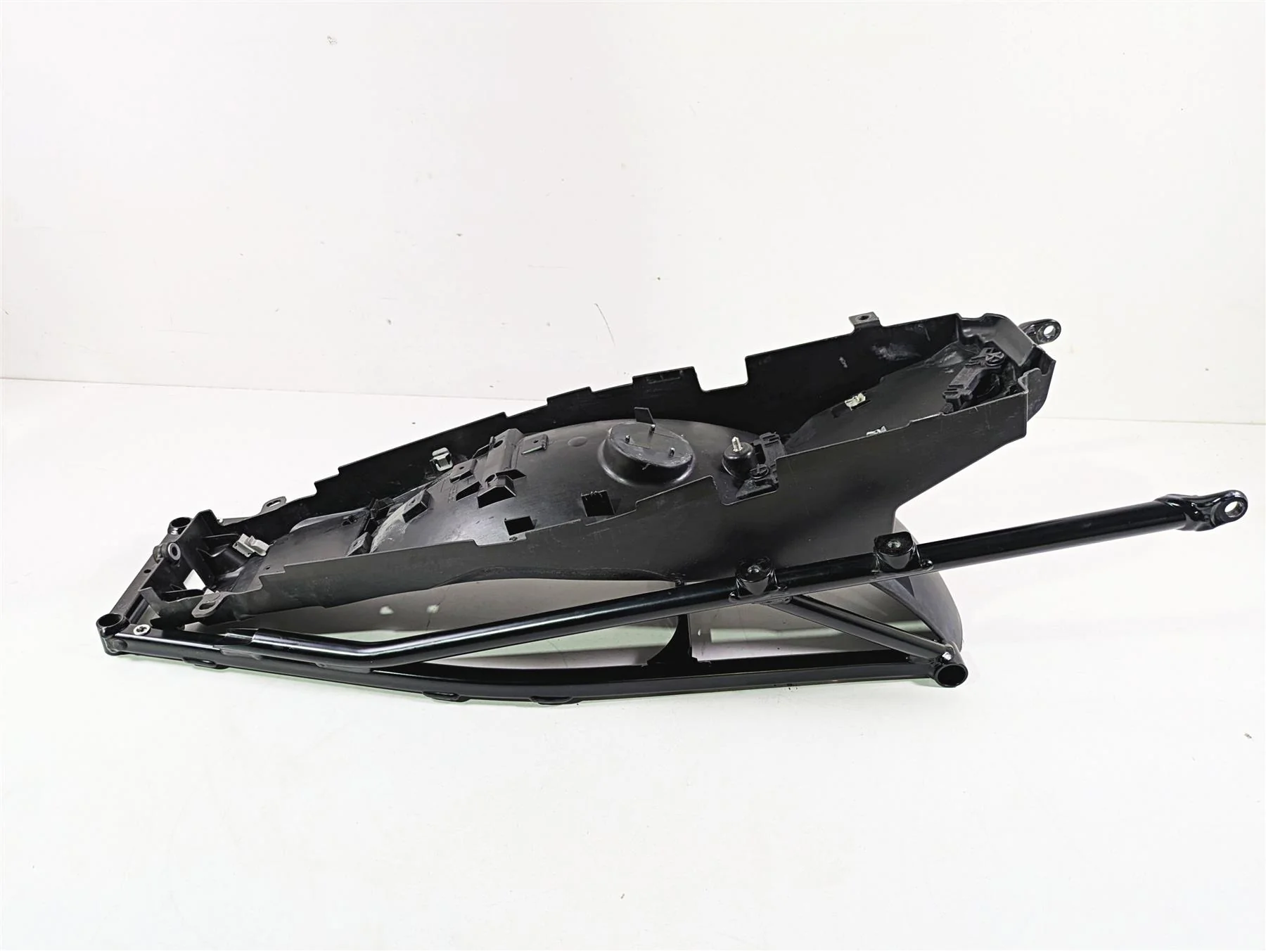 2017 BMW R1200 GS K50 Subframe & Inner Fender - Read 46518354222